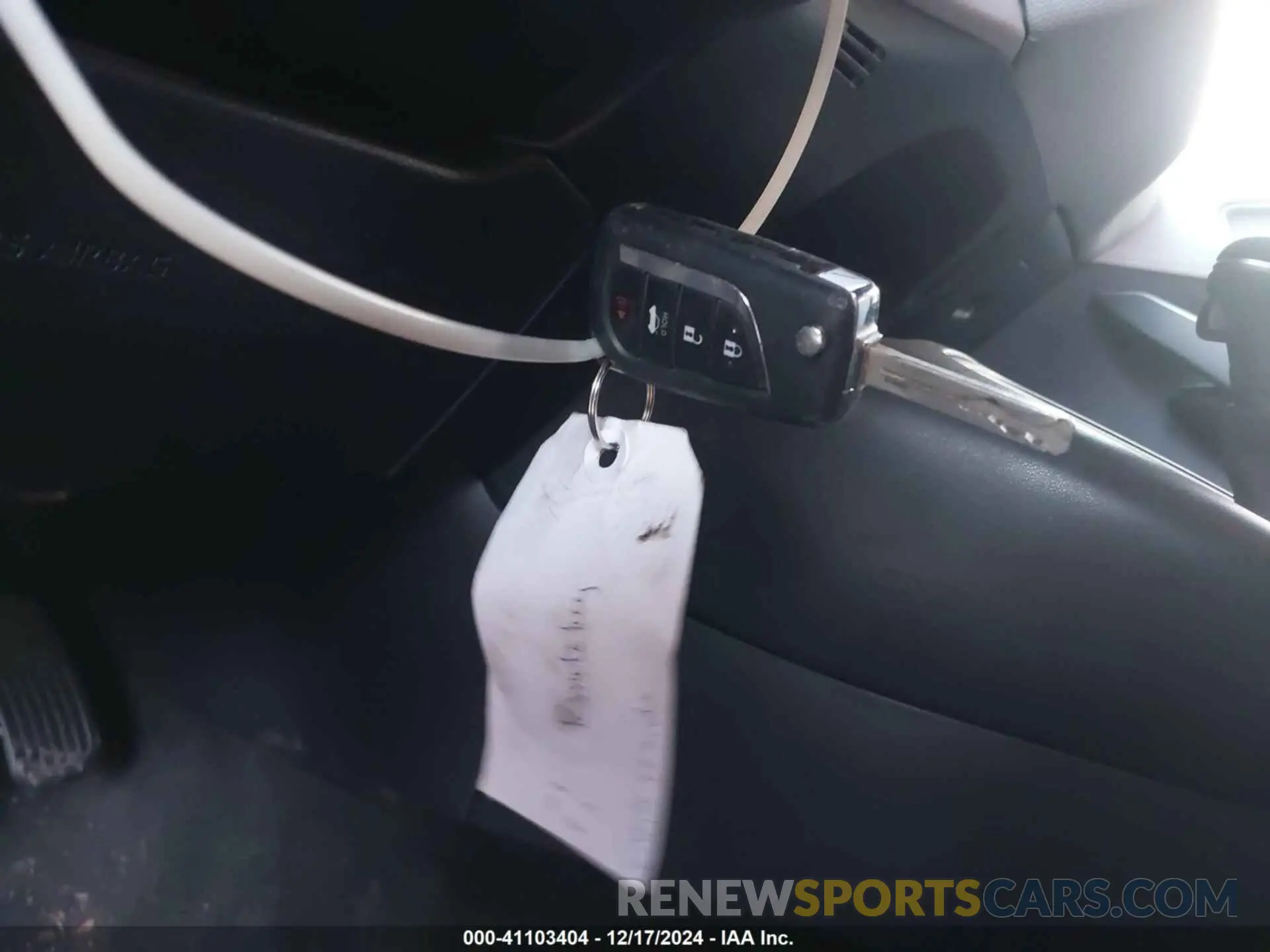 11 fotografías del automóvil dañado JTDS4RCE8LJ016597 TOYOTA COROLLA 2020