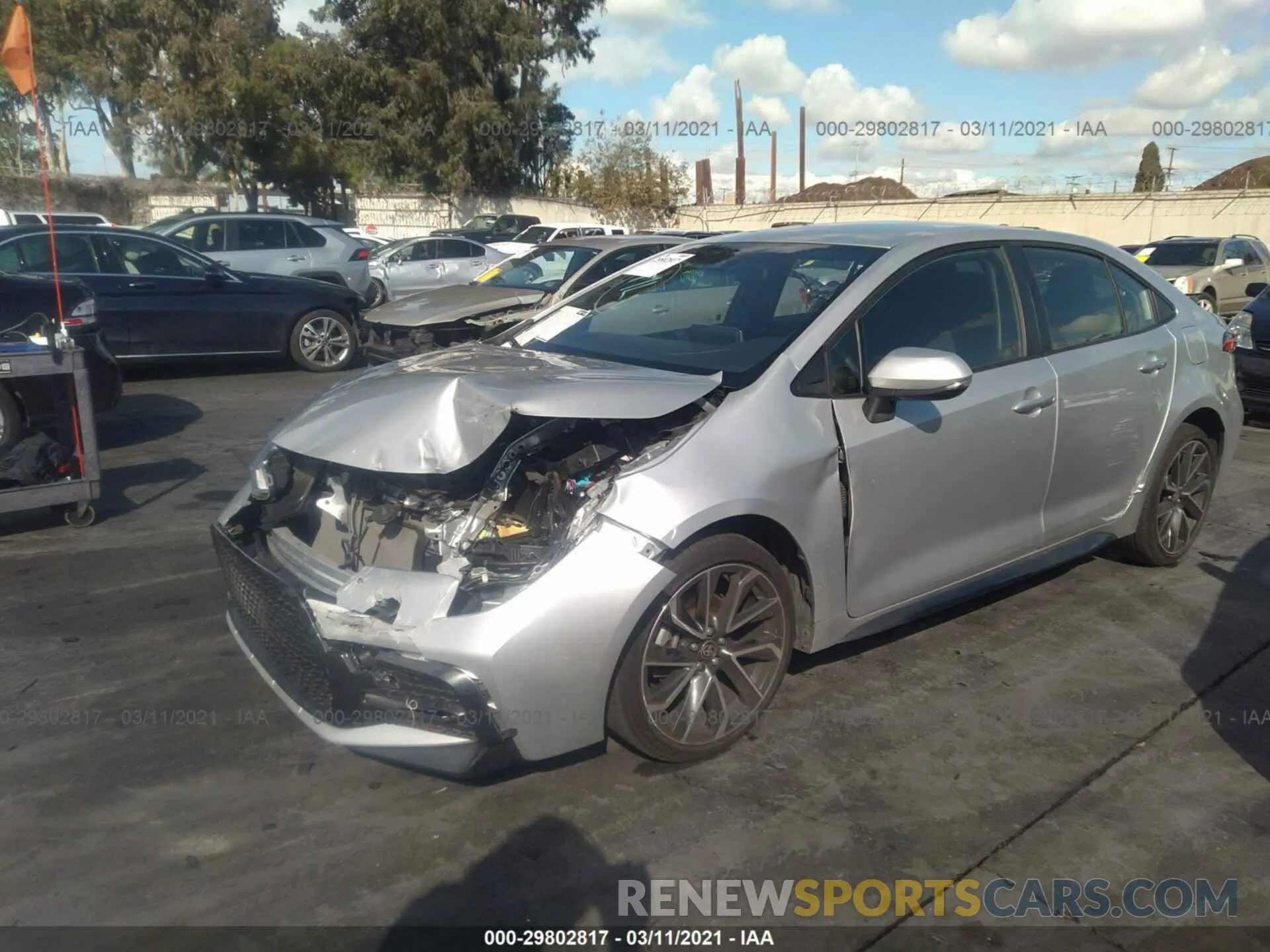 2 fotografías del automóvil dañado JTDS4RCE9LJ004815 TOYOTA COROLLA 2020