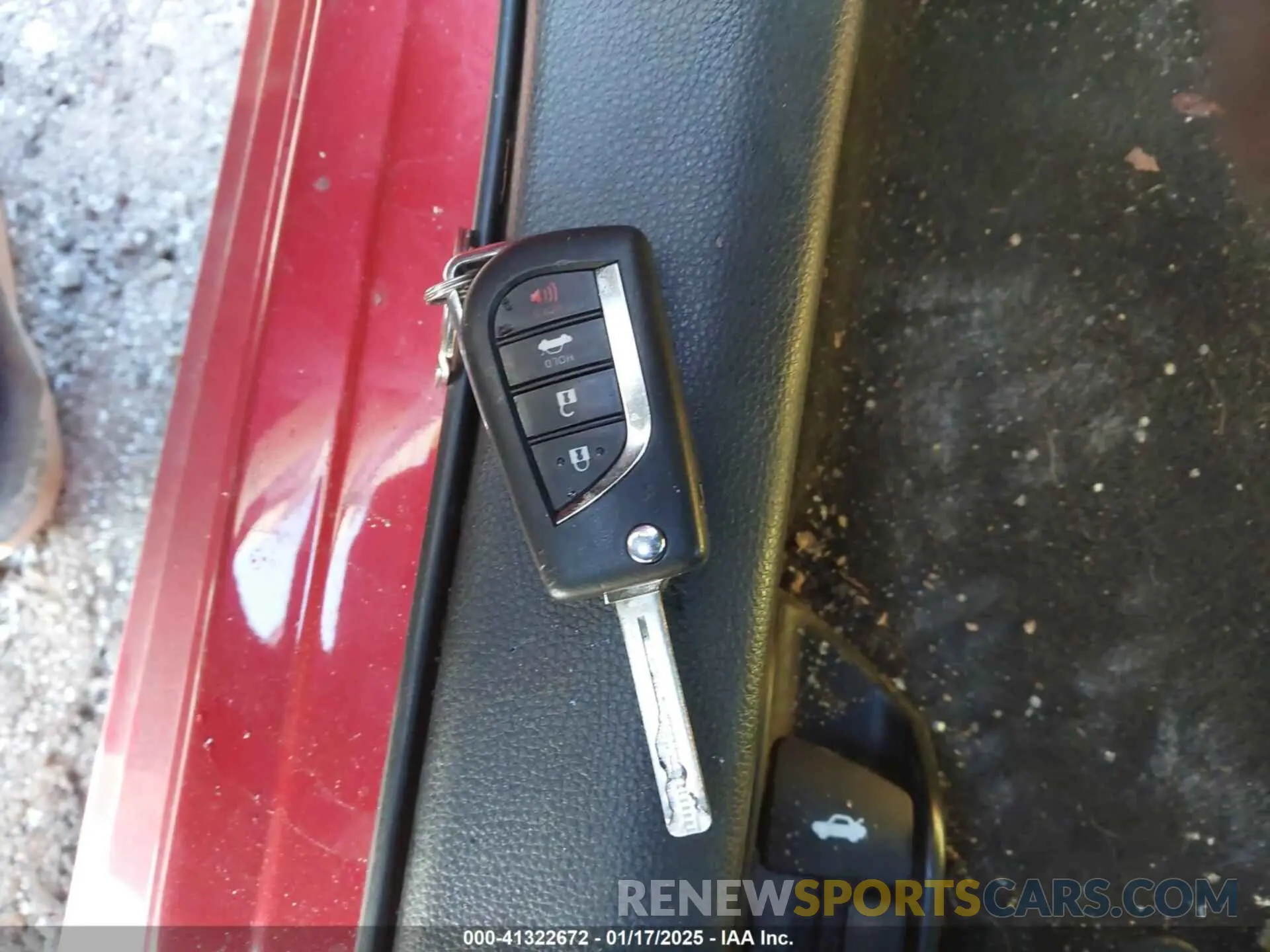 11 fotografías del automóvil dañado JTDS4RCEXLJ014799 TOYOTA COROLLA 2020