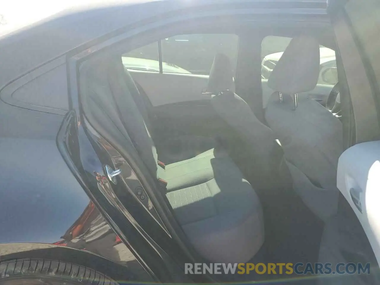 10 fotografías del automóvil dañado JTDS4RCEXLJ015726 TOYOTA COROLLA 2020