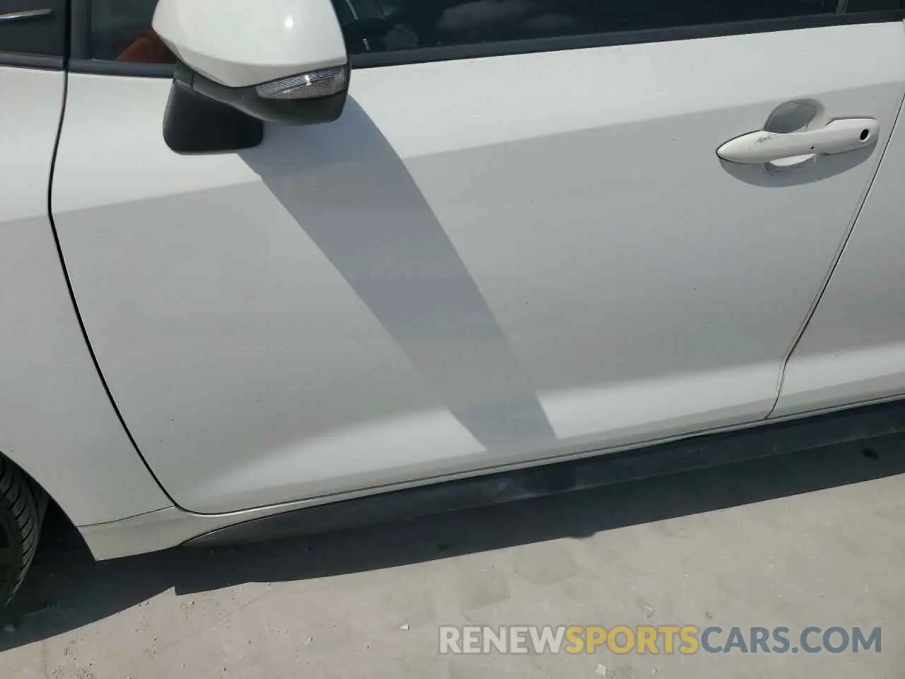 12 fotografías del automóvil dañado JTDS4RCEXLJ044448 TOYOTA COROLLA 2020