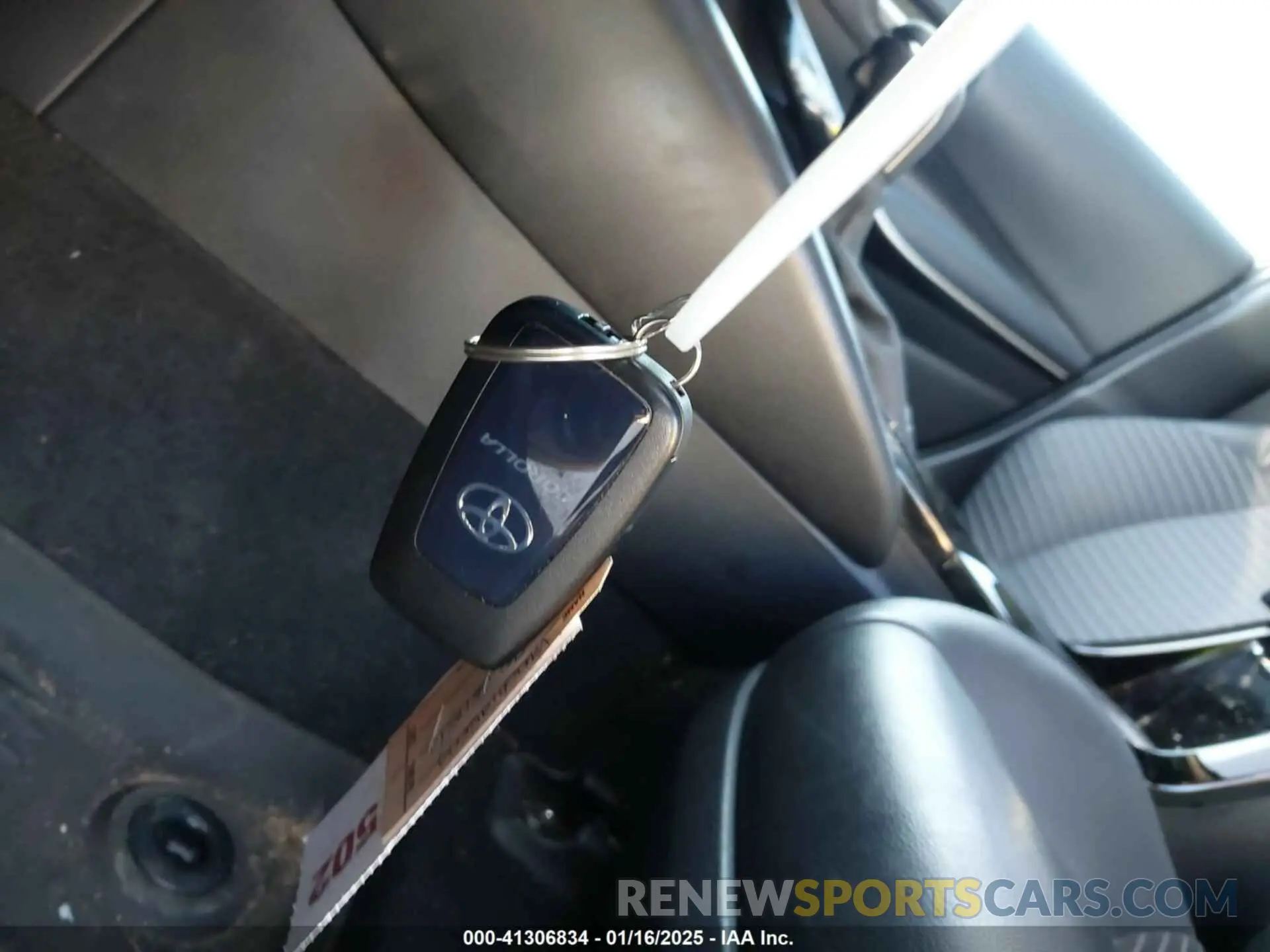 11 fotografías del automóvil dañado JTDT4RCE0LJ046133 TOYOTA COROLLA 2020