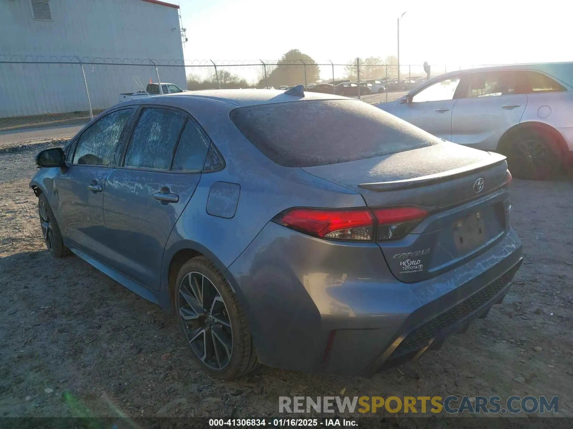 3 fotografías del automóvil dañado JTDT4RCE0LJ046133 TOYOTA COROLLA 2020