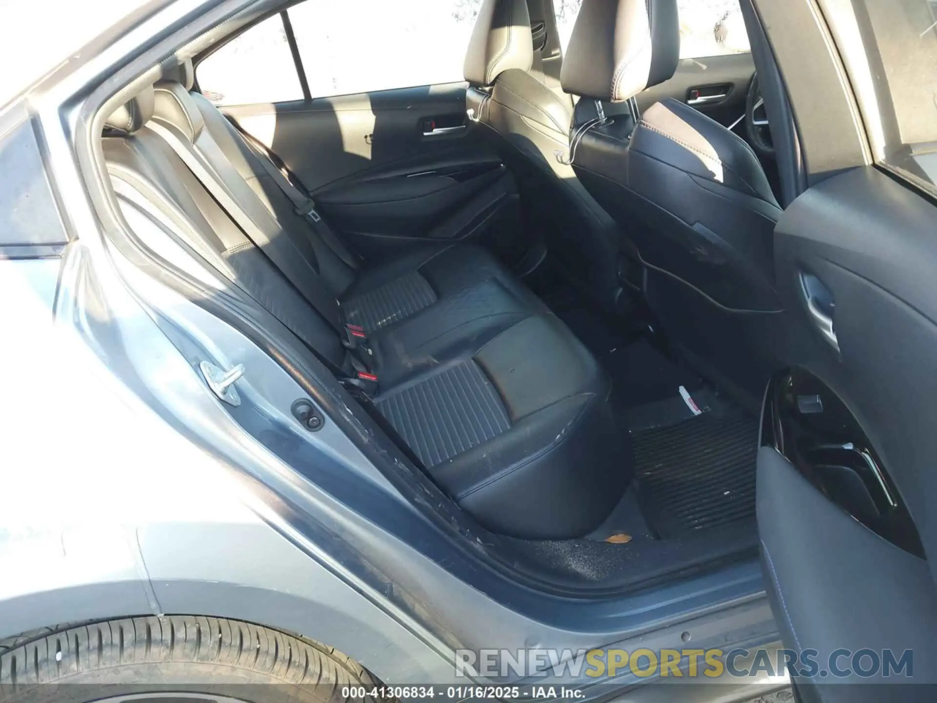 8 fotografías del automóvil dañado JTDT4RCE0LJ046133 TOYOTA COROLLA 2020