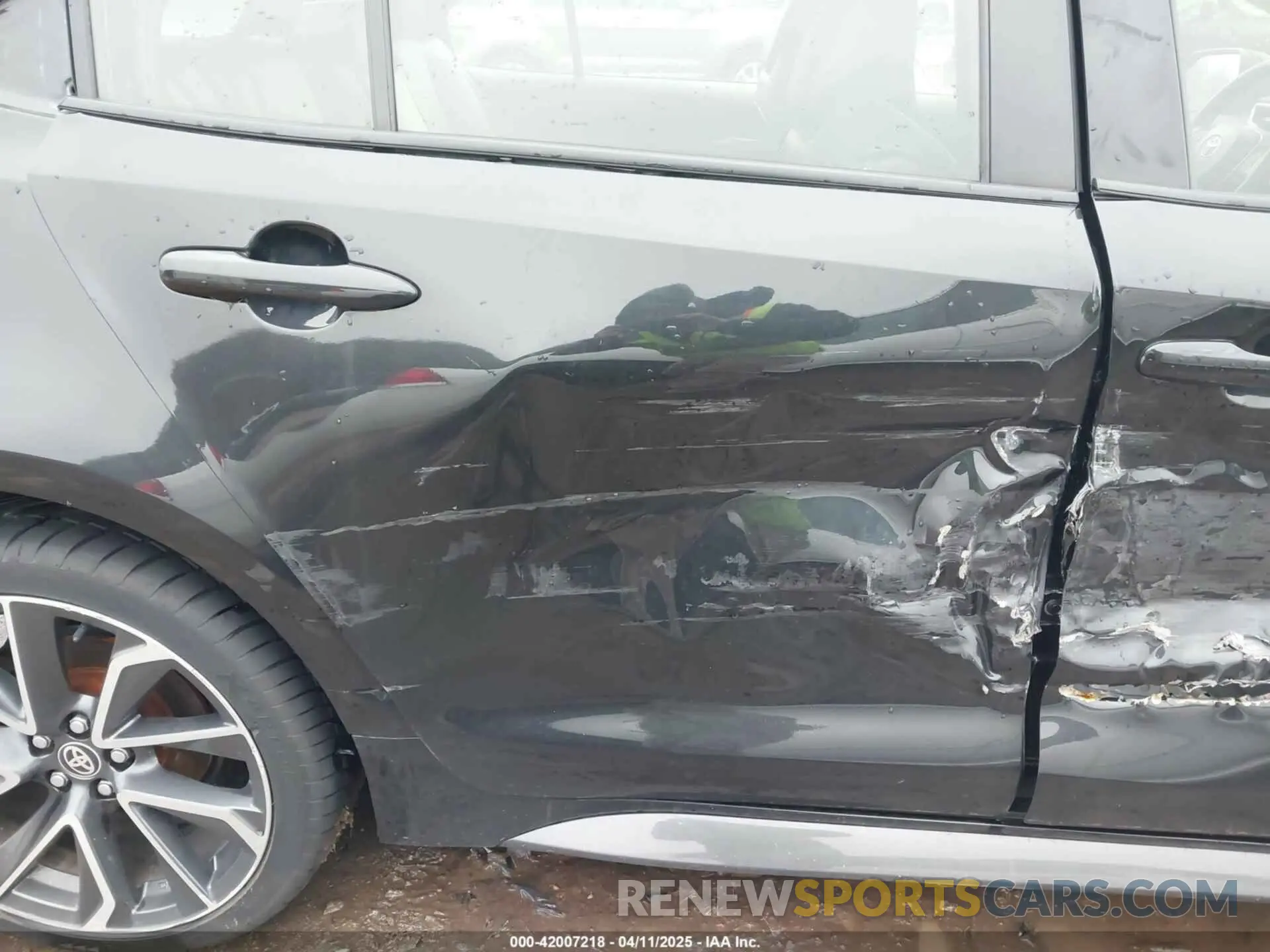 19 fotografías del automóvil dañado JTDT4RCE1LJ036632 TOYOTA COROLLA 2020