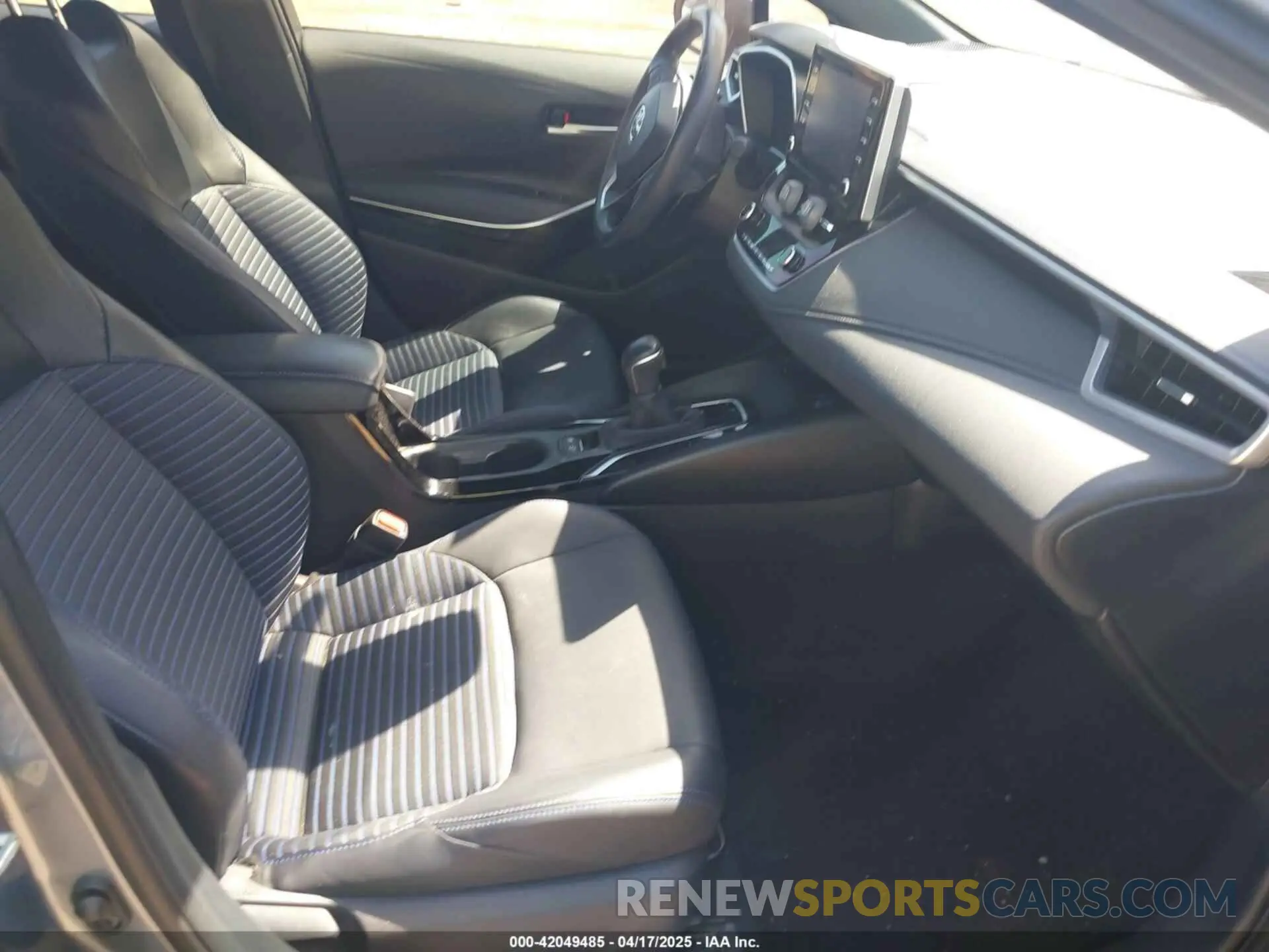 5 fotografías del automóvil dañado JTDT4RCE4LJ014530 TOYOTA COROLLA 2020
