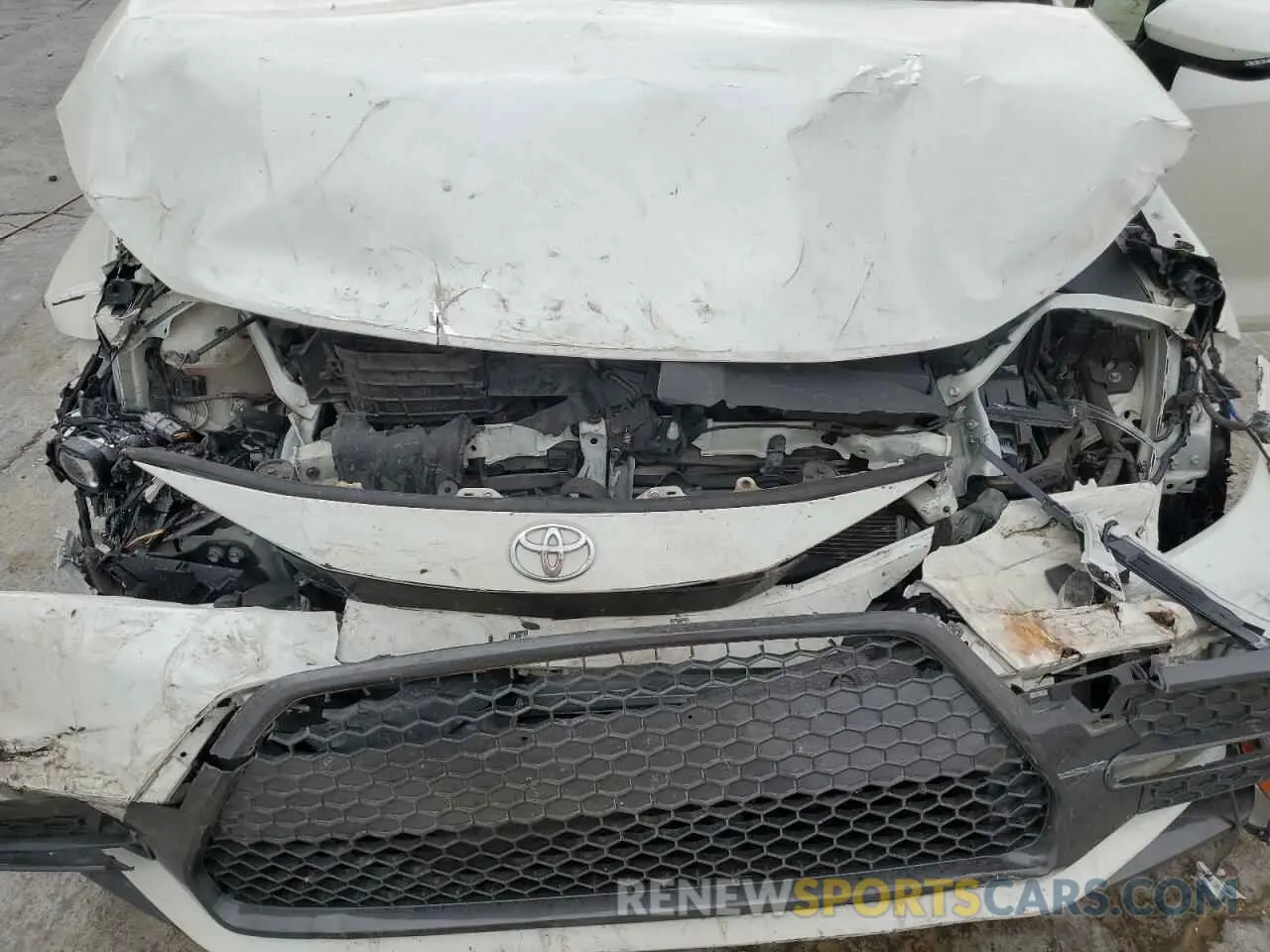 11 fotografías del automóvil dañado JTDT4RCE6LJ011242 TOYOTA COROLLA 2020