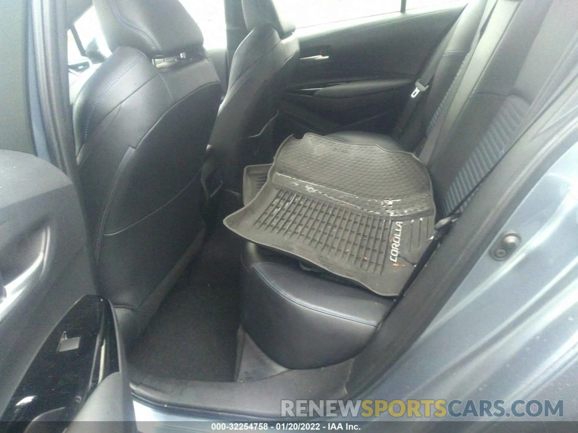 8 fotografías del automóvil dañado JTDT4RCE6LJ028171 TOYOTA COROLLA 2020