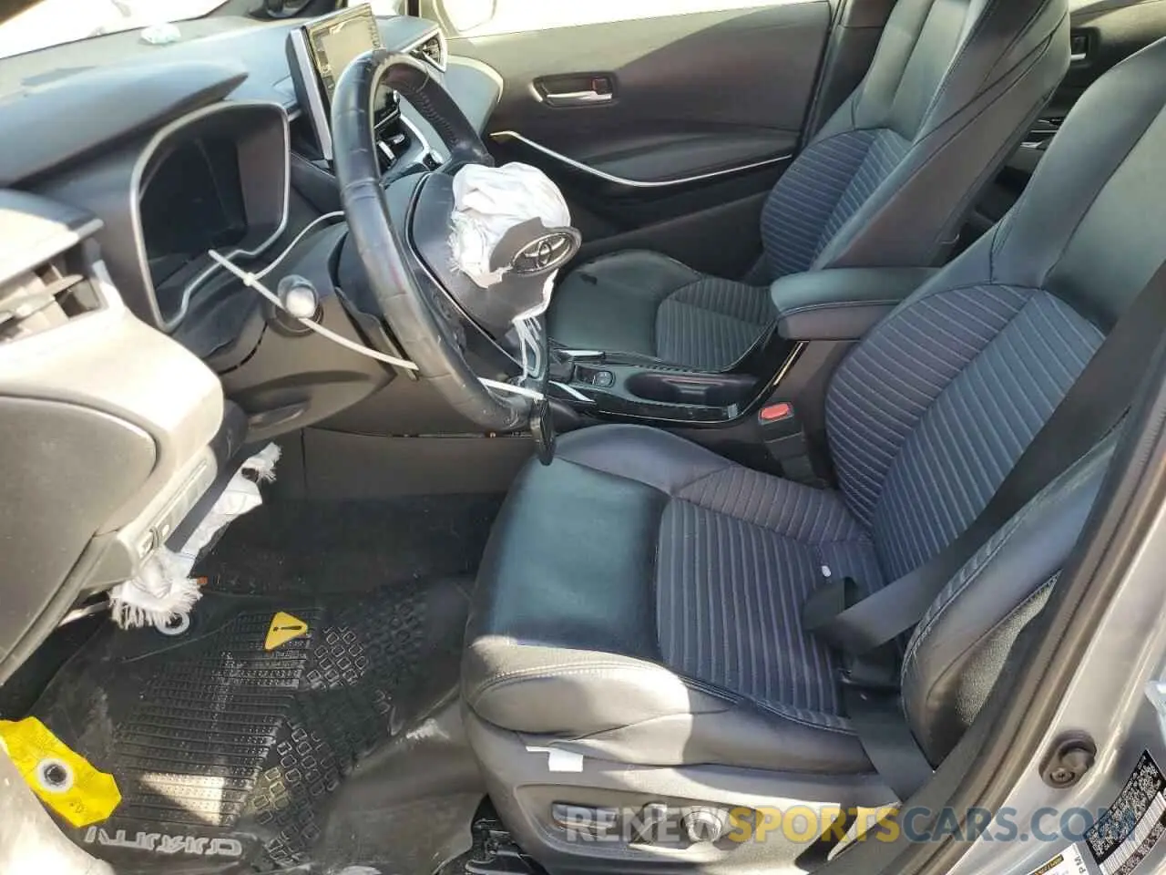 7 fotografías del automóvil dañado JTDT4RCEXLJ038167 TOYOTA COROLLA 2020
