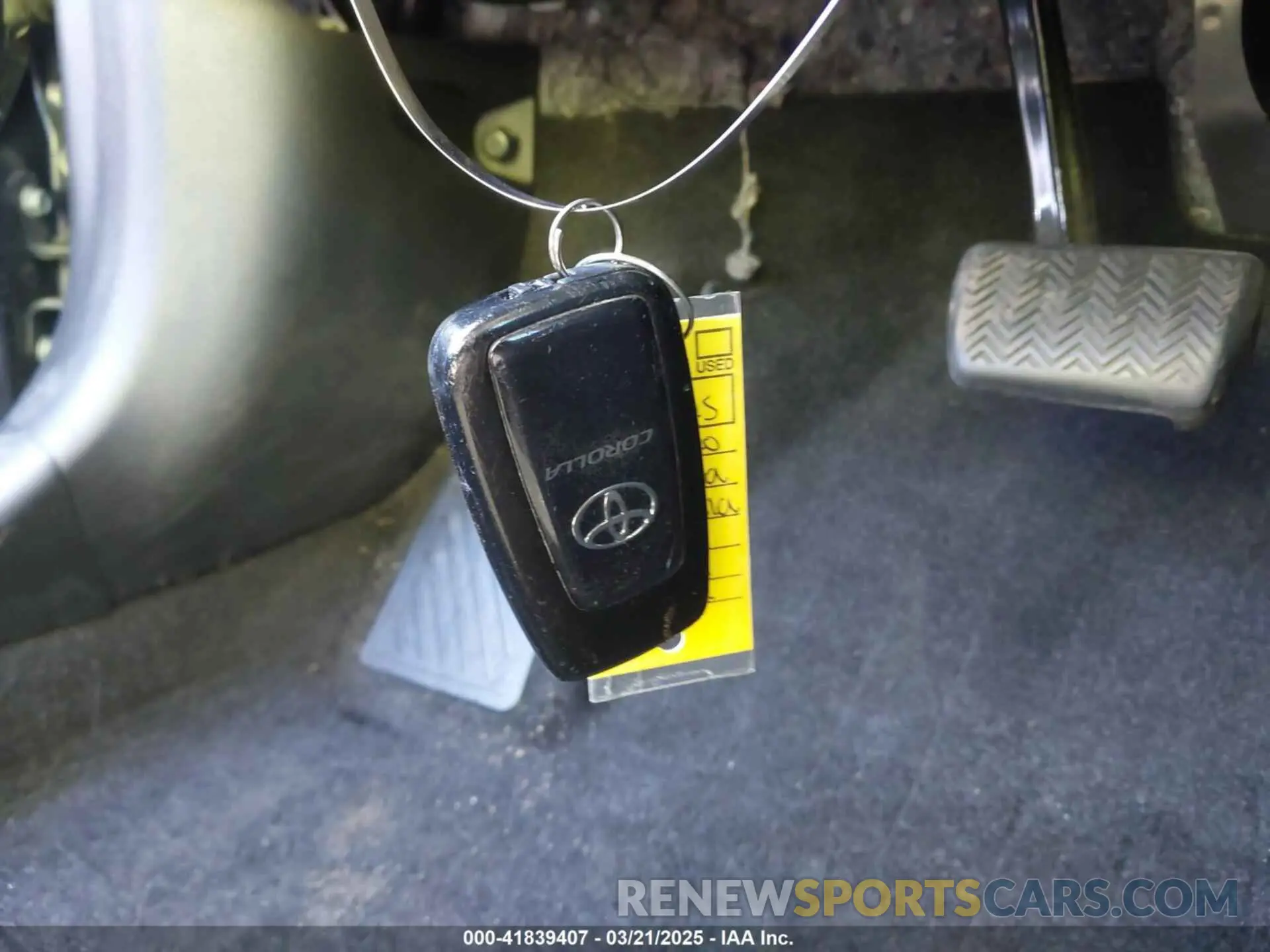 11 fotografías del automóvil dañado JTDVPRAE0LJ083461 TOYOTA COROLLA 2020