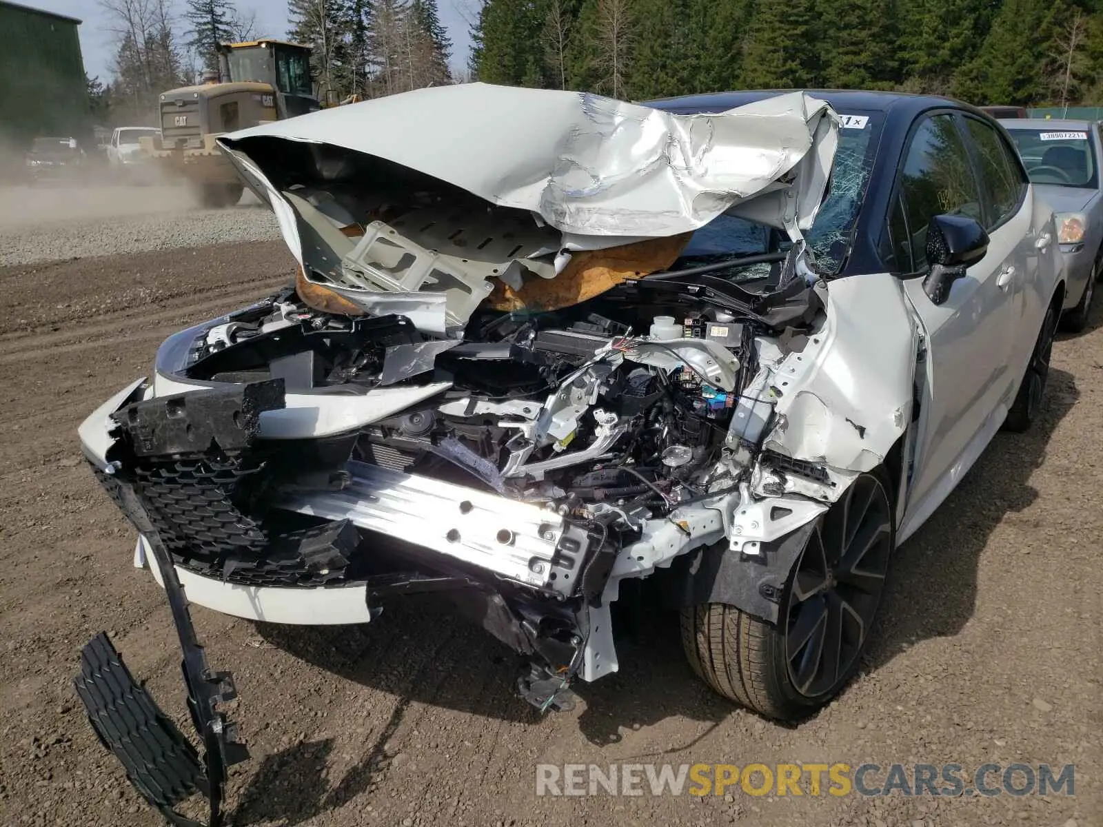 2 fotografías del automóvil dañado JTNA4RBE7L3076741 TOYOTA COROLLA 2020
