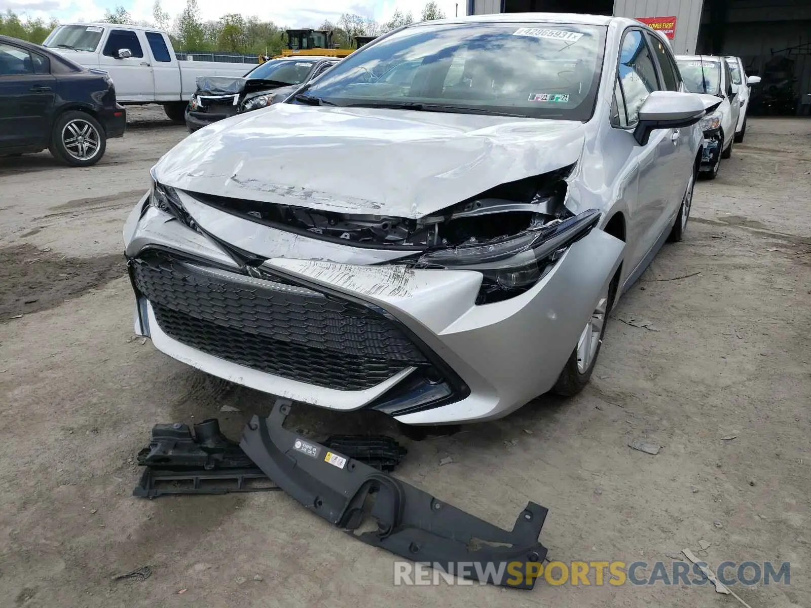 2 fotografías del automóvil dañado JTNB4RBE2L3095346 TOYOTA COROLLA 2020