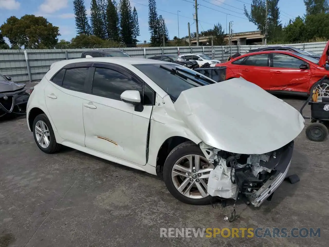 4 fotografías del automóvil dañado JTNB4RBE7L3084553 TOYOTA COROLLA 2020