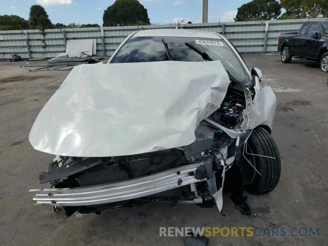 5 fotografías del automóvil dañado JTNB4RBE7L3084553 TOYOTA COROLLA 2020