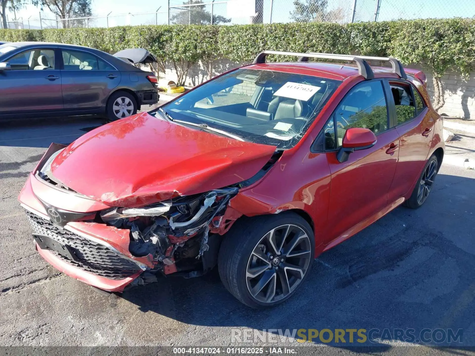 2 fotografías del automóvil dañado JTNC4RBE5L3073569 TOYOTA COROLLA 2020