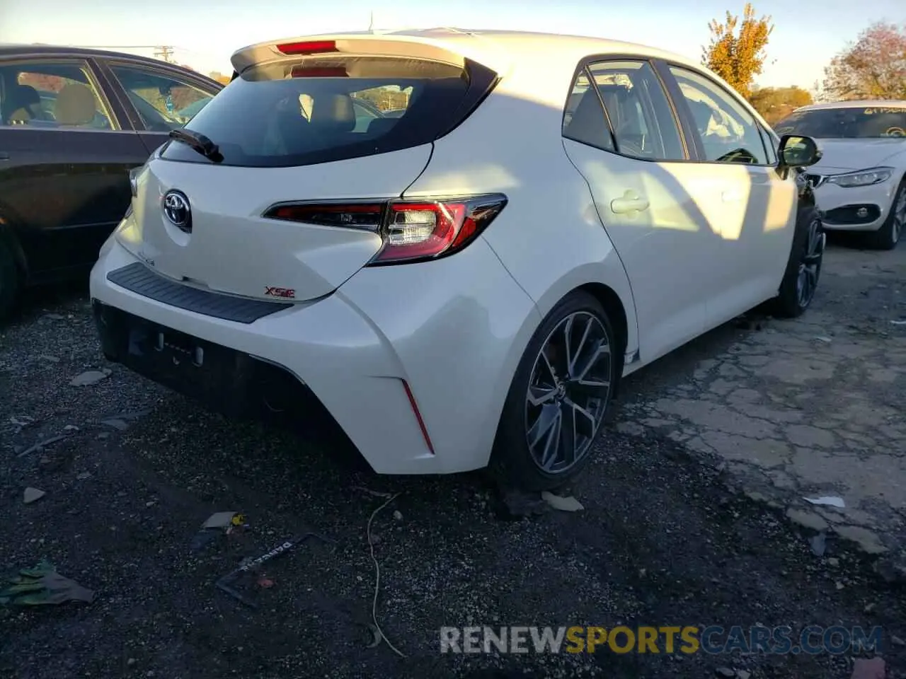 4 fotografías del automóvil dañado JTNC4RBEXL3090979 TOYOTA COROLLA 2020