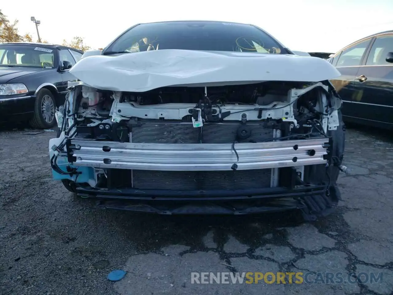 9 fotografías del automóvil dañado JTNC4RBEXL3090979 TOYOTA COROLLA 2020