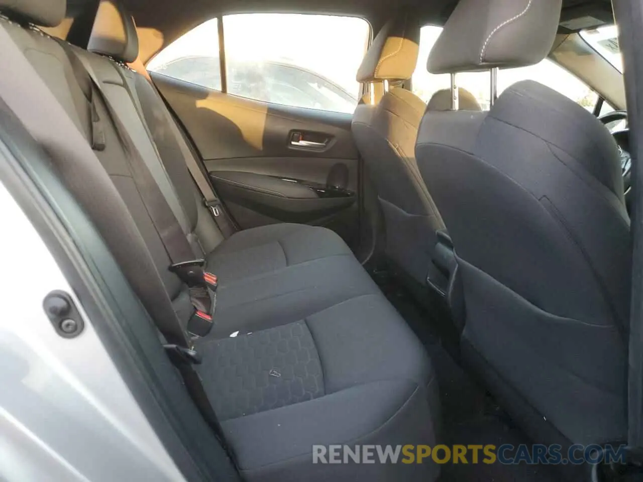 10 fotografías del automóvil dañado JTND4RBE0L3076917 TOYOTA COROLLA 2020