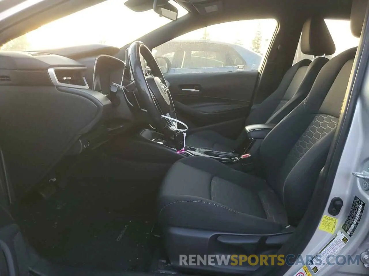 7 fotografías del automóvil dañado JTND4RBE0L3076917 TOYOTA COROLLA 2020