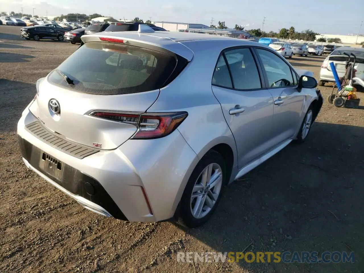 4 fotografías del automóvil dañado JTND4RBE1L3090244 TOYOTA COROLLA 2020