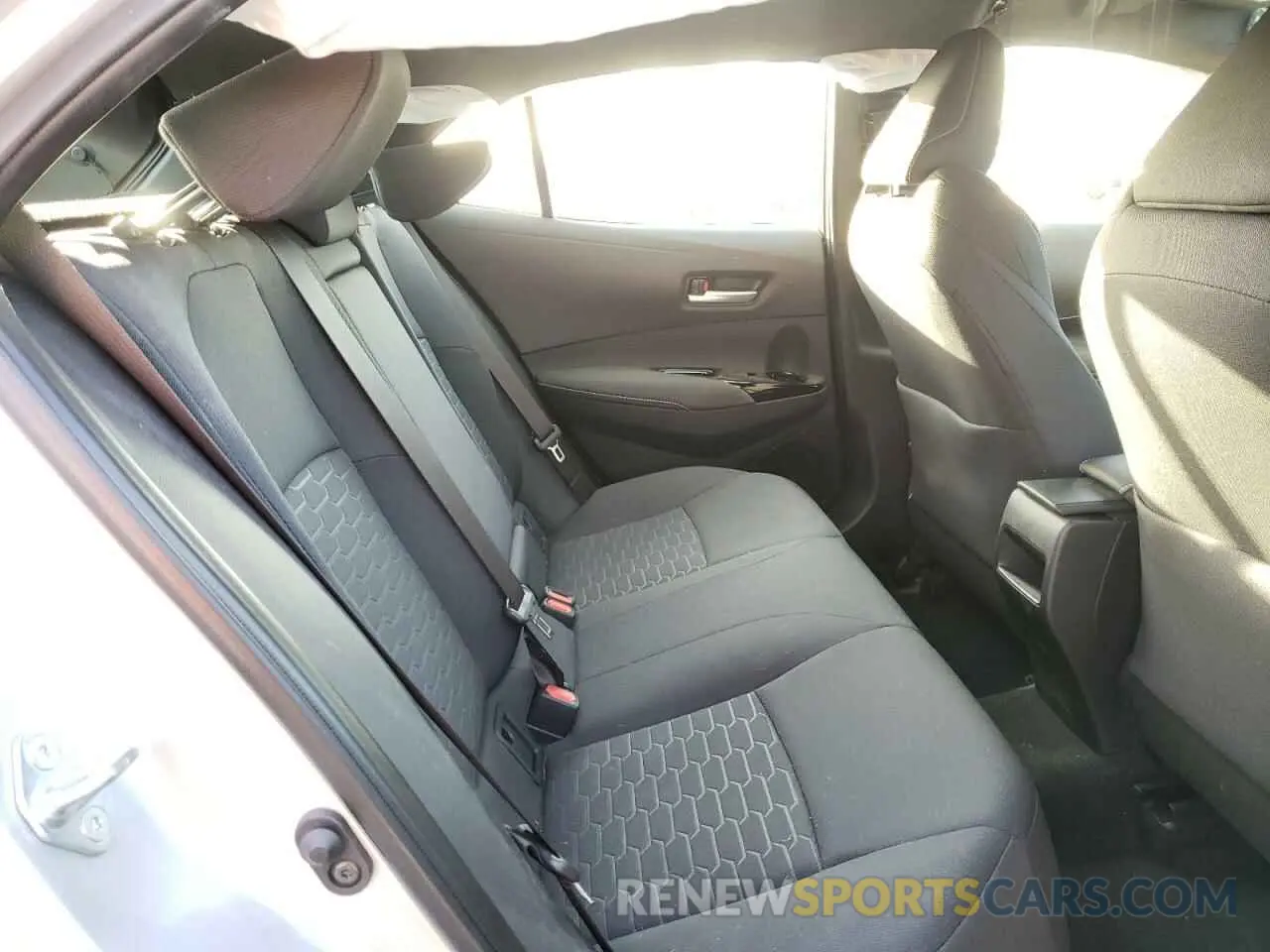 6 fotografías del automóvil dañado JTND4RBE1L3090244 TOYOTA COROLLA 2020