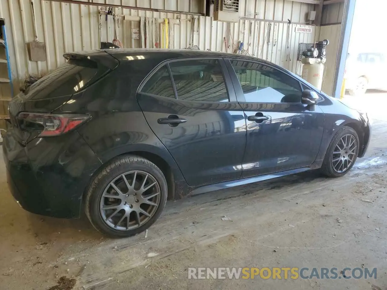 3 fotografías del automóvil dañado JTND4RBE3L3084252 TOYOTA COROLLA 2020
