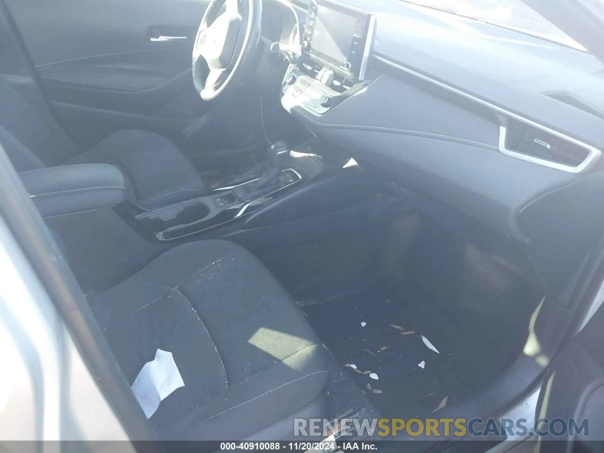 5 fotografías del automóvil dañado JTND4RBE5L3074709 TOYOTA COROLLA 2020