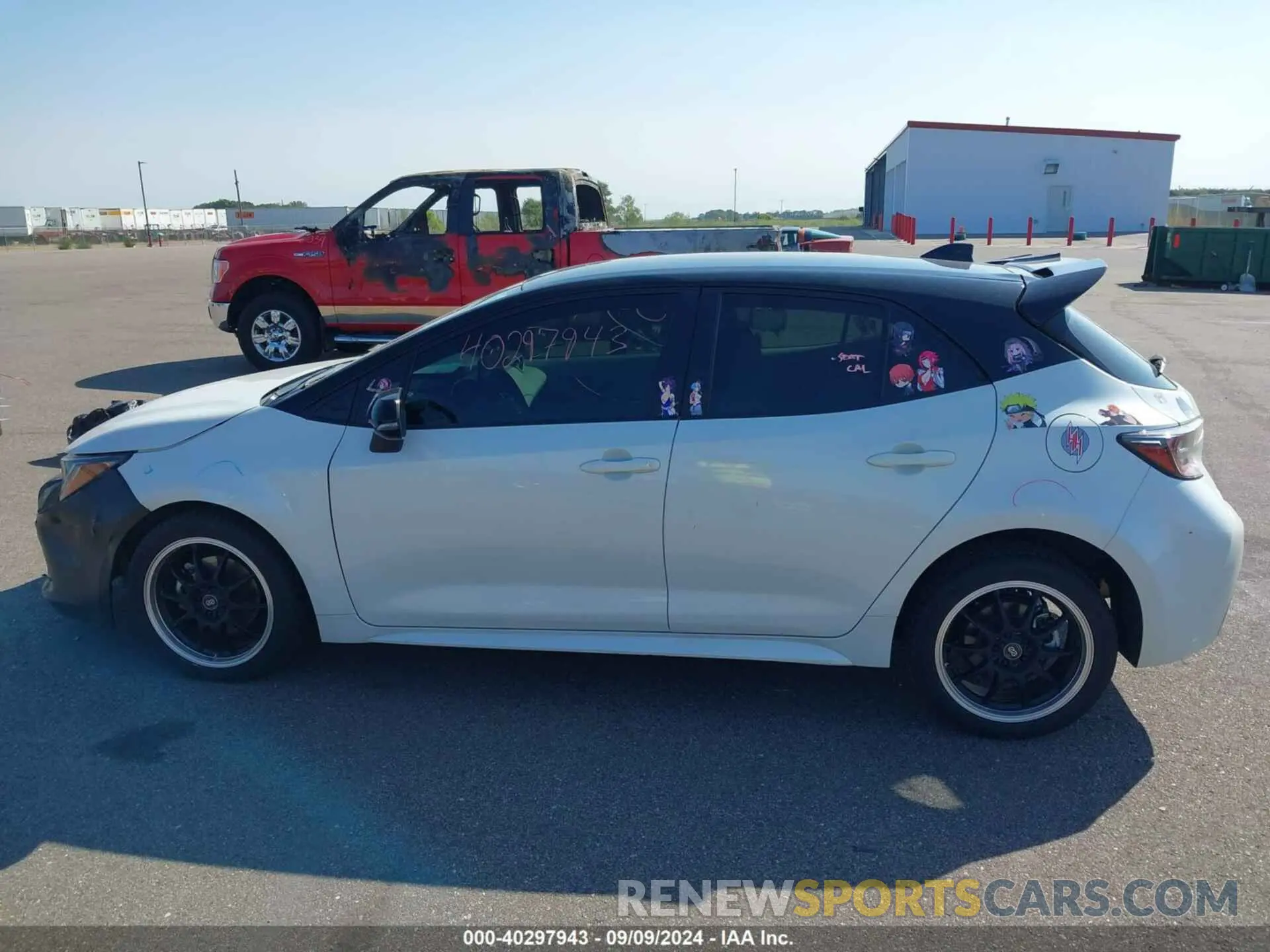14 fotografías del automóvil dañado JTND4RBE7L3093519 TOYOTA COROLLA 2020