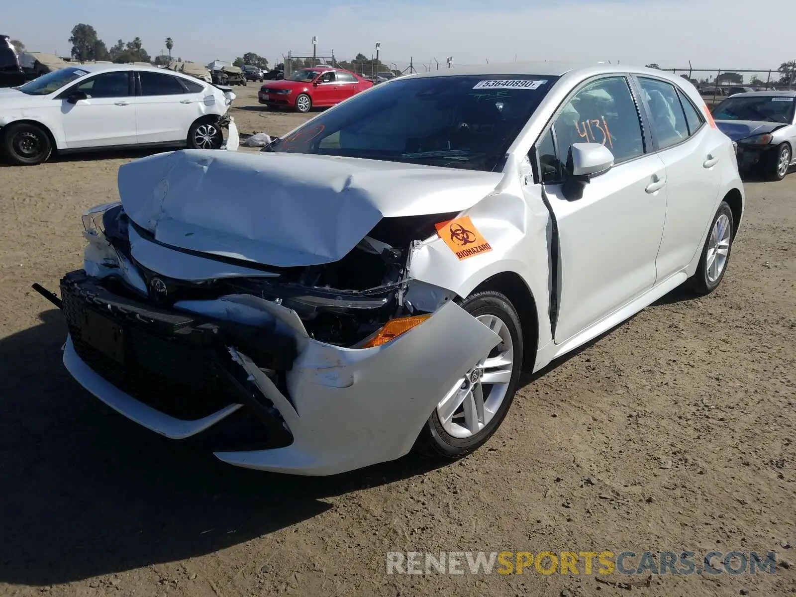 2 fotografías del automóvil dañado JTND4RBE9L3090623 TOYOTA COROLLA 2020