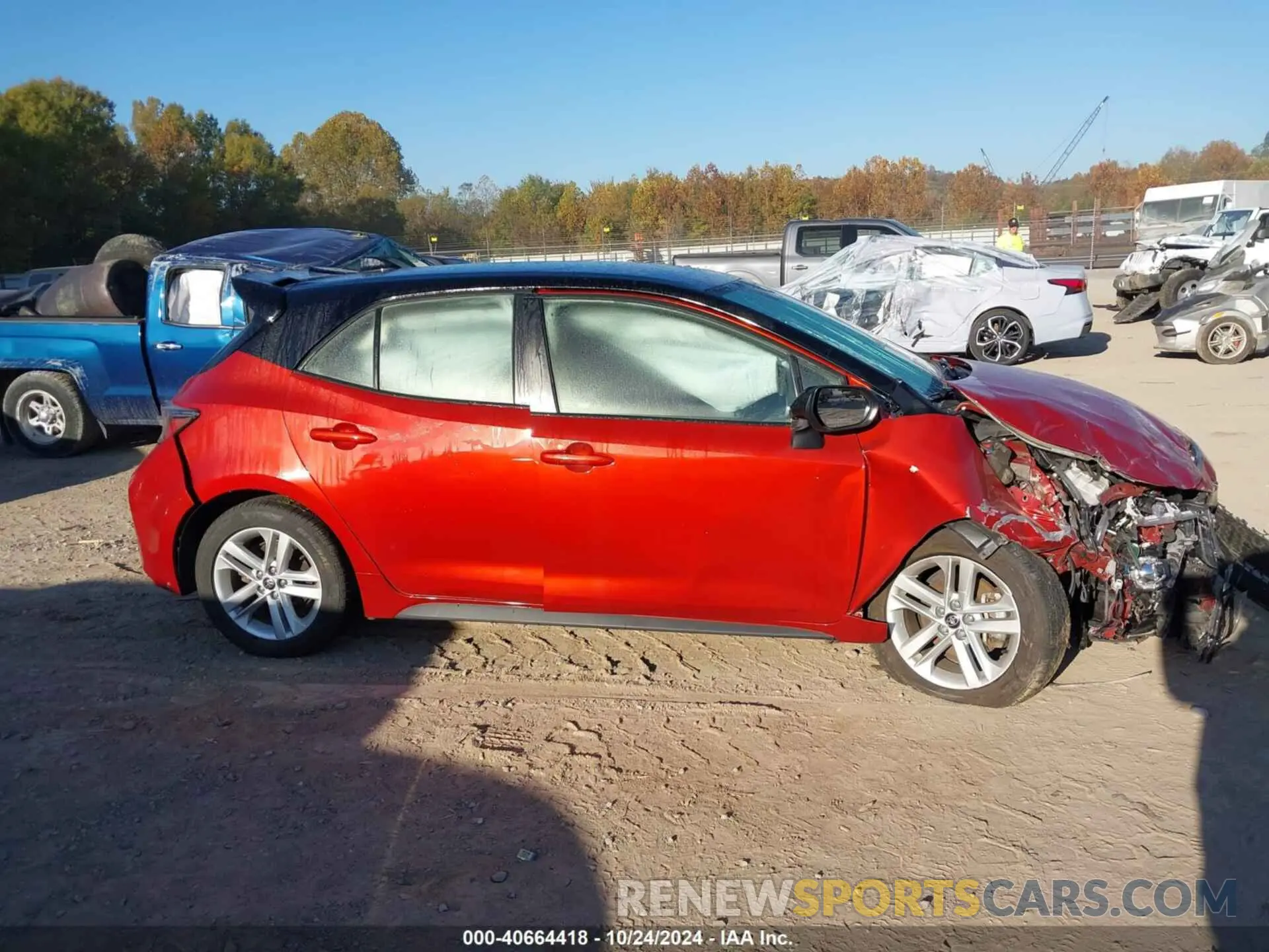 12 fotografías del automóvil dañado JTND4RBEXL3104593 TOYOTA COROLLA 2020