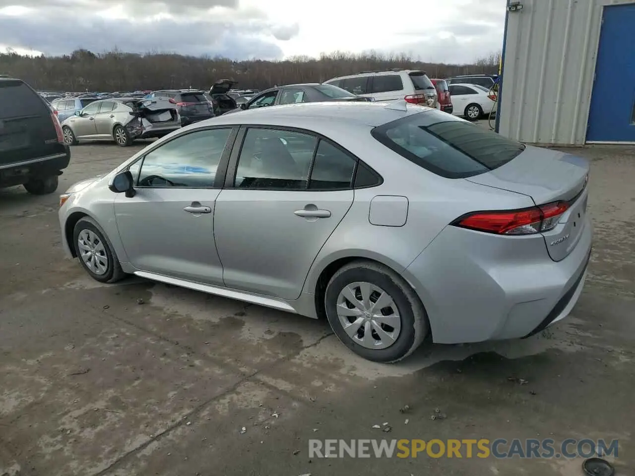 2 fotografías del automóvil dañado 5YFDPMAE0MP205442 TOYOTA COROLLA 2021