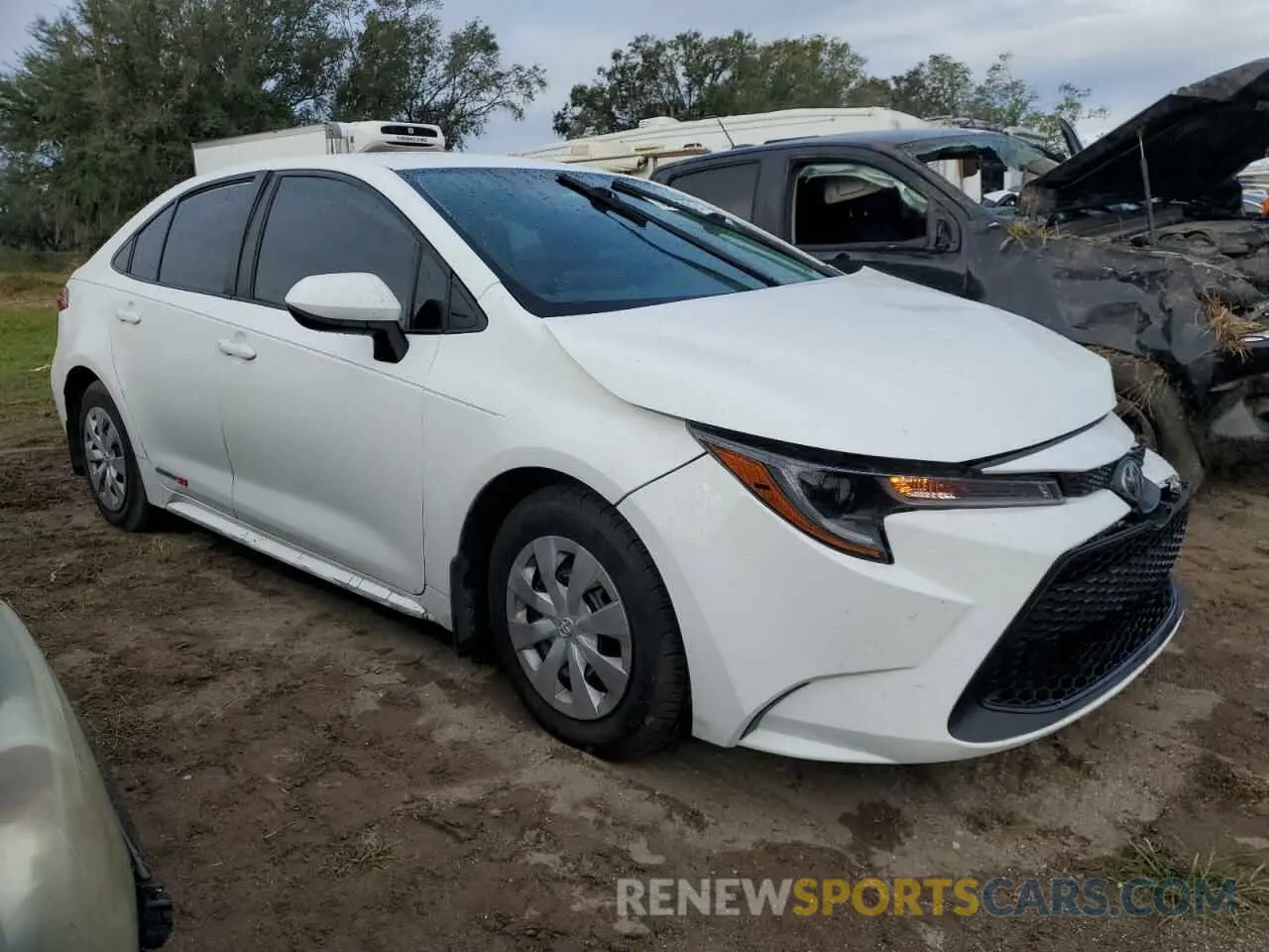 4 fotografías del automóvil dañado 5YFDPMAE7MP170270 TOYOTA COROLLA 2021