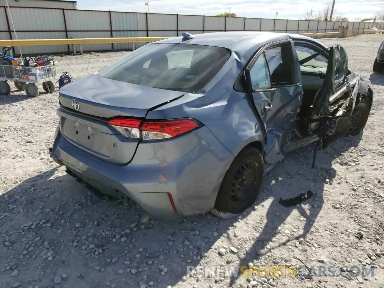 4 fotografías del automóvil dañado 5YFDPMAE7MP199848 TOYOTA COROLLA 2021