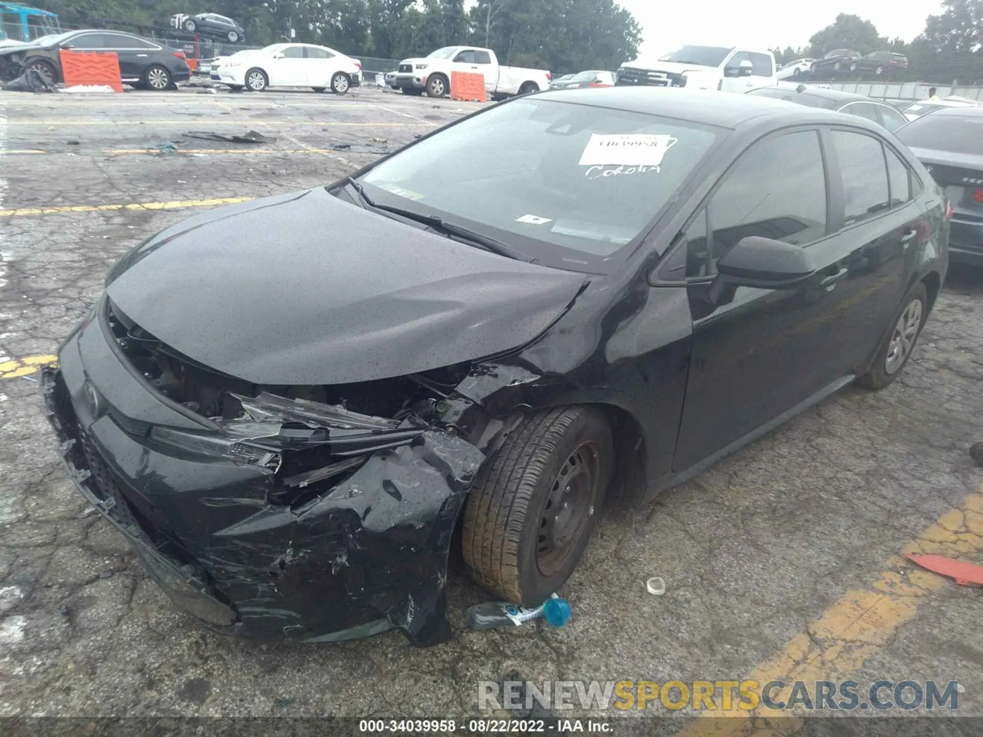 2 fotografías del automóvil dañado 5YFDPMAE8MP173517 TOYOTA COROLLA 2021
