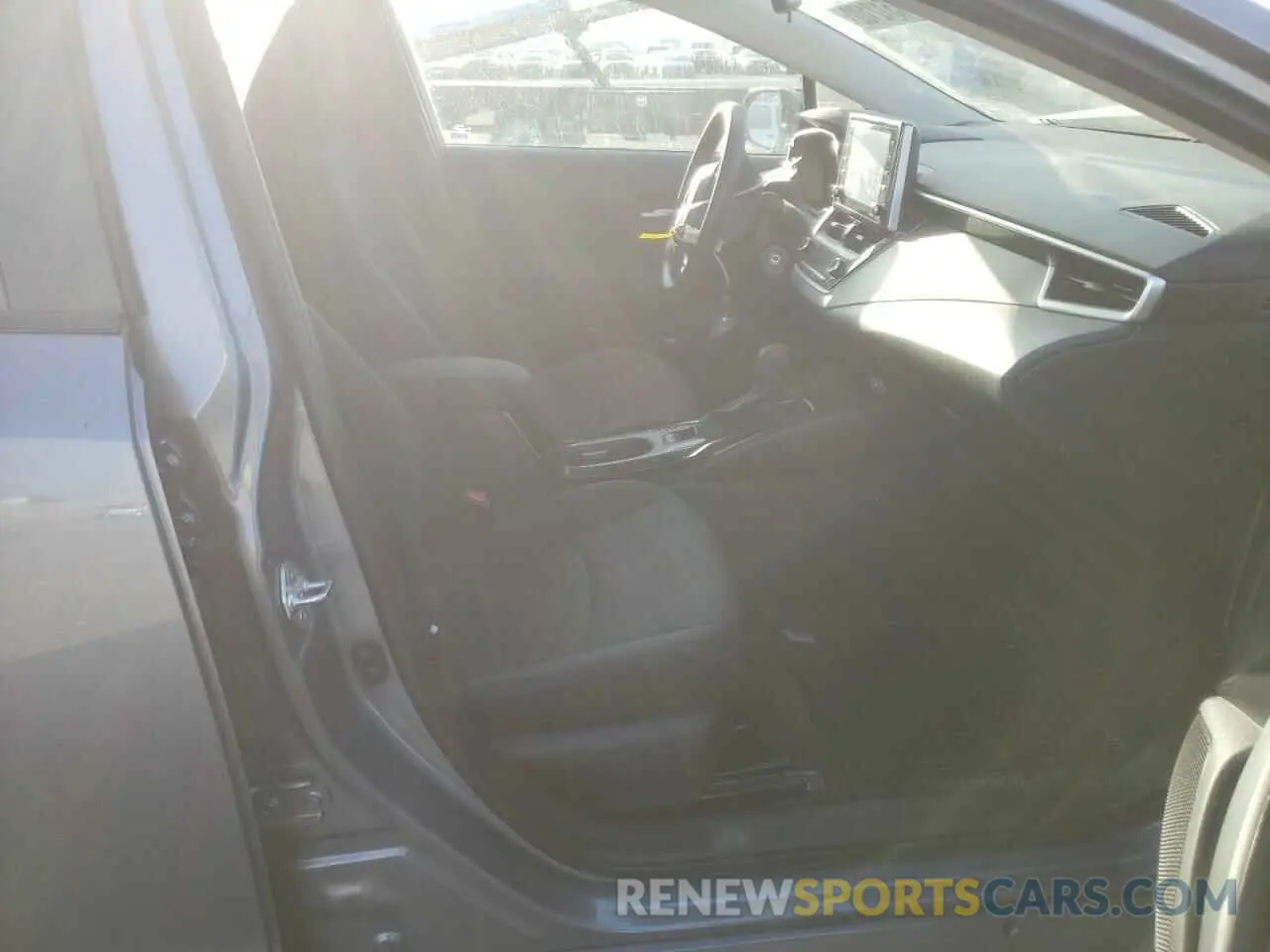 5 fotografías del automóvil dañado 5YFEPMAE0MP150320 TOYOTA COROLLA 2021