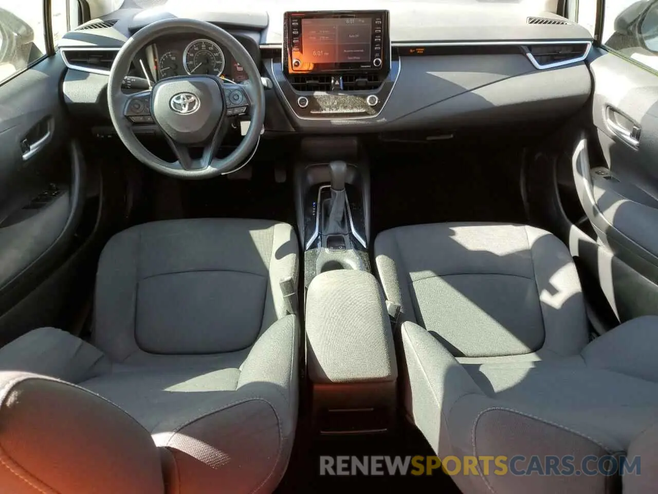 8 fotografías del automóvil dañado 5YFEPMAE0MP152438 TOYOTA COROLLA 2021