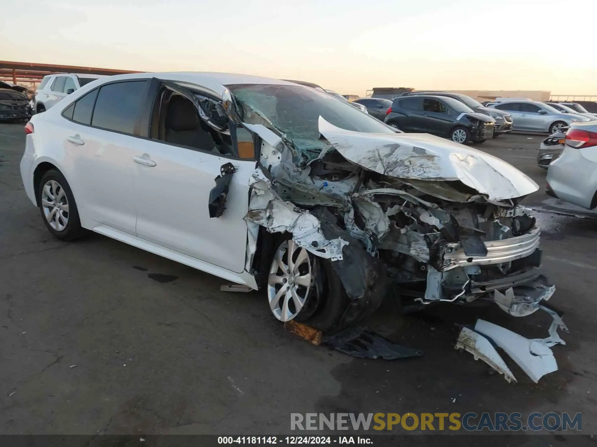 1 fotografías del automóvil dañado 5YFEPMAE0MP156750 TOYOTA COROLLA 2021
