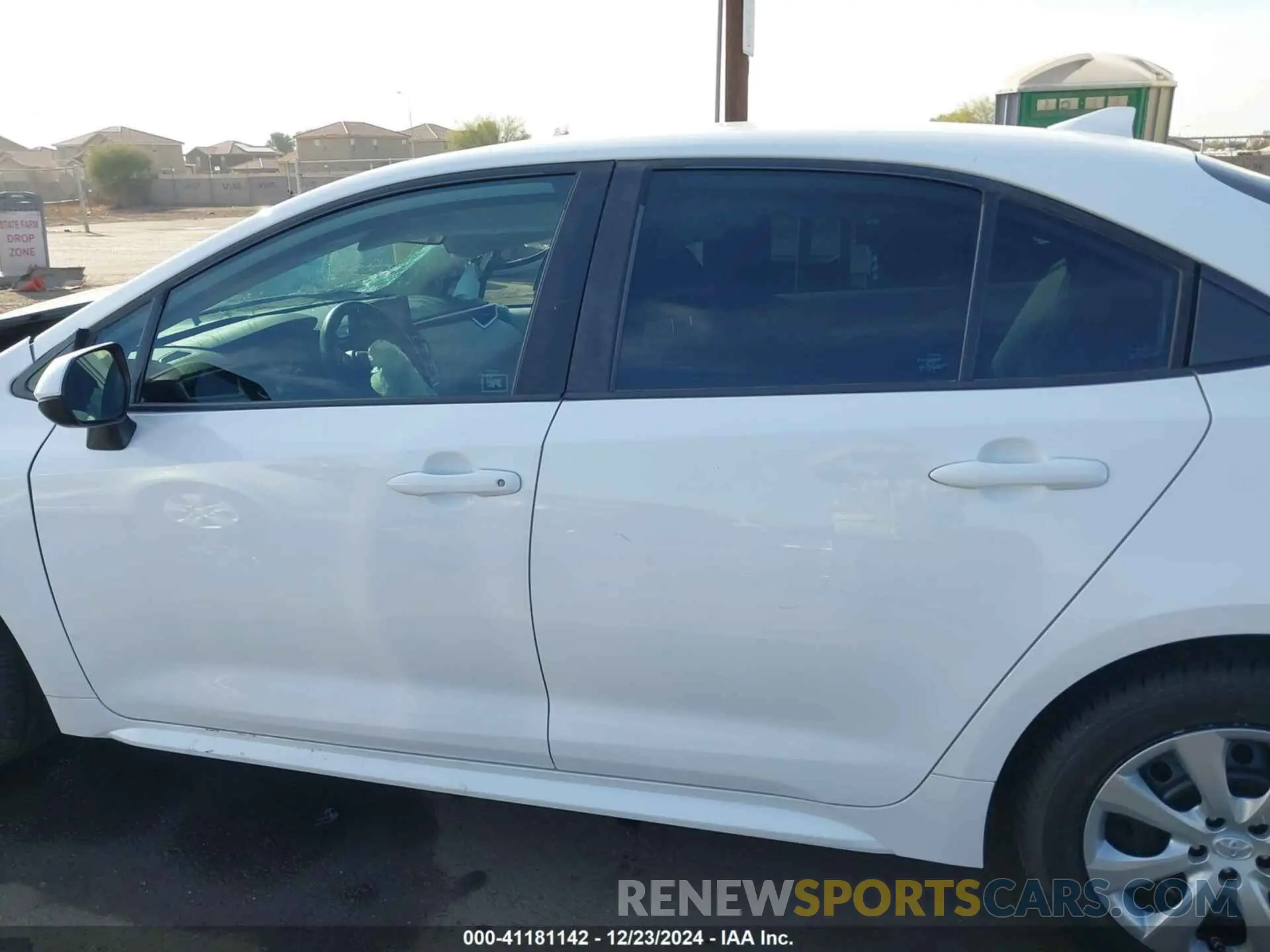 15 fotografías del automóvil dañado 5YFEPMAE0MP156750 TOYOTA COROLLA 2021