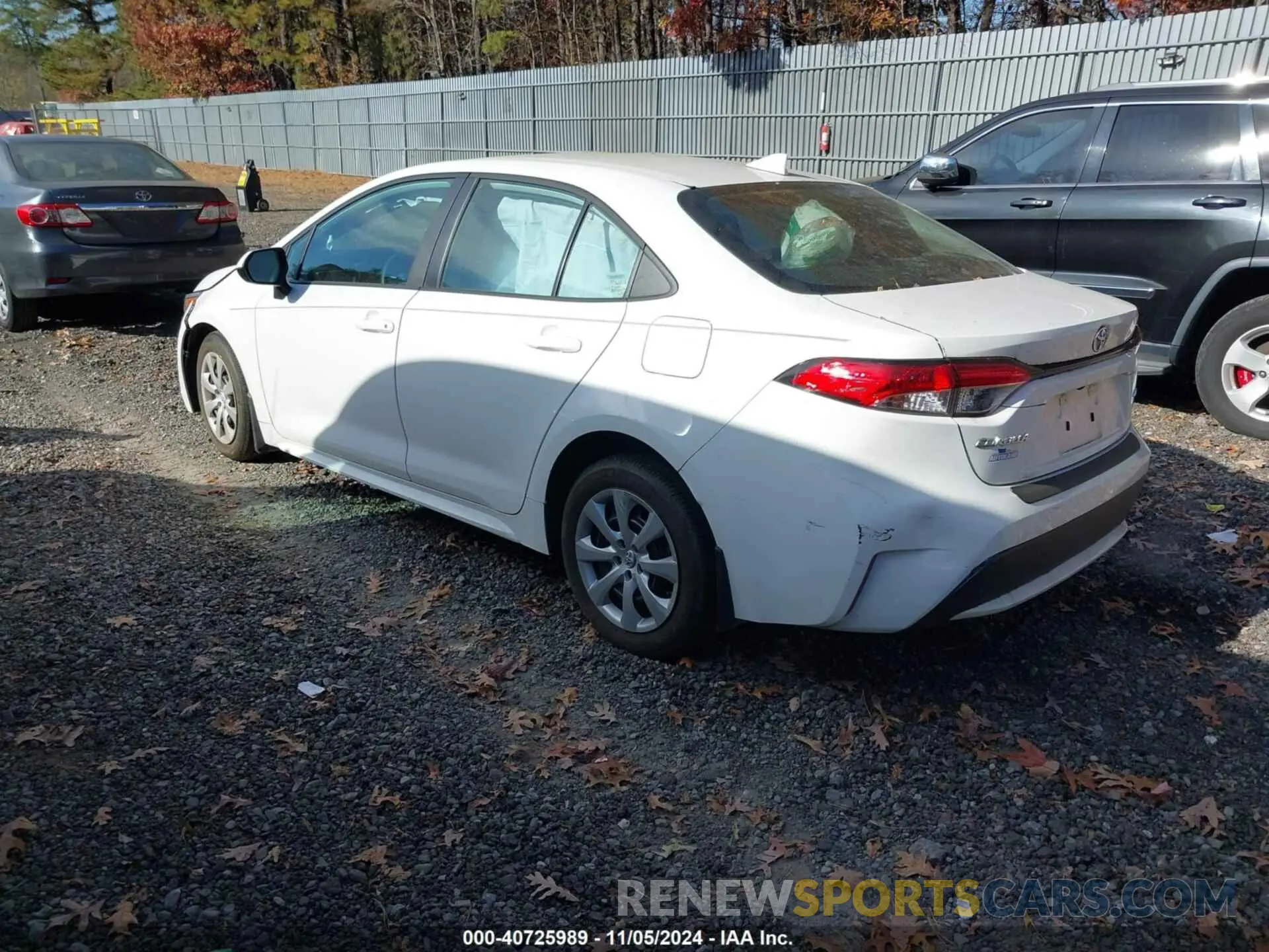 3 fotografías del automóvil dañado 5YFEPMAE0MP173547 TOYOTA COROLLA 2021