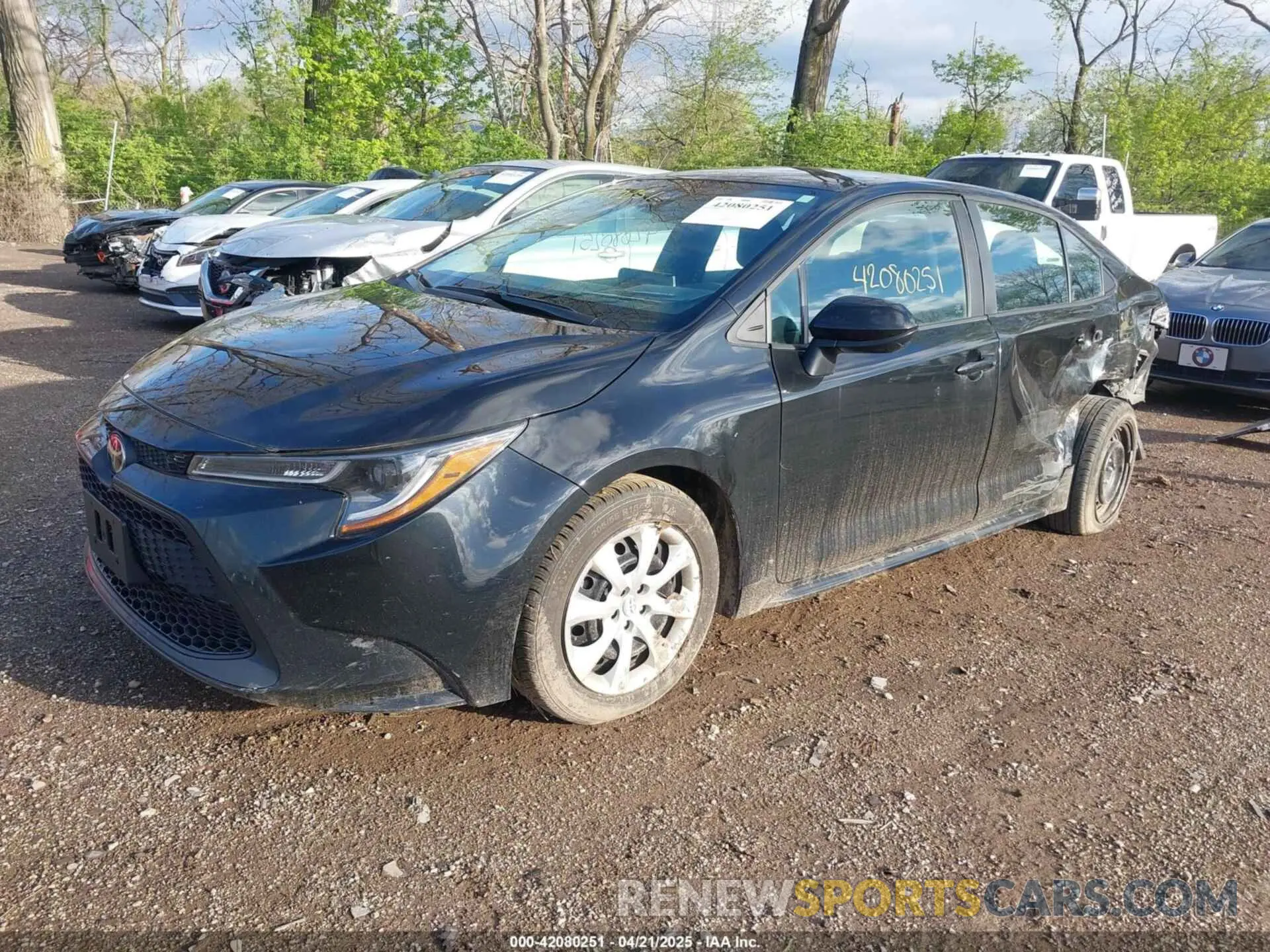 2 fotografías del automóvil dañado 5YFEPMAE0MP179381 TOYOTA COROLLA 2021