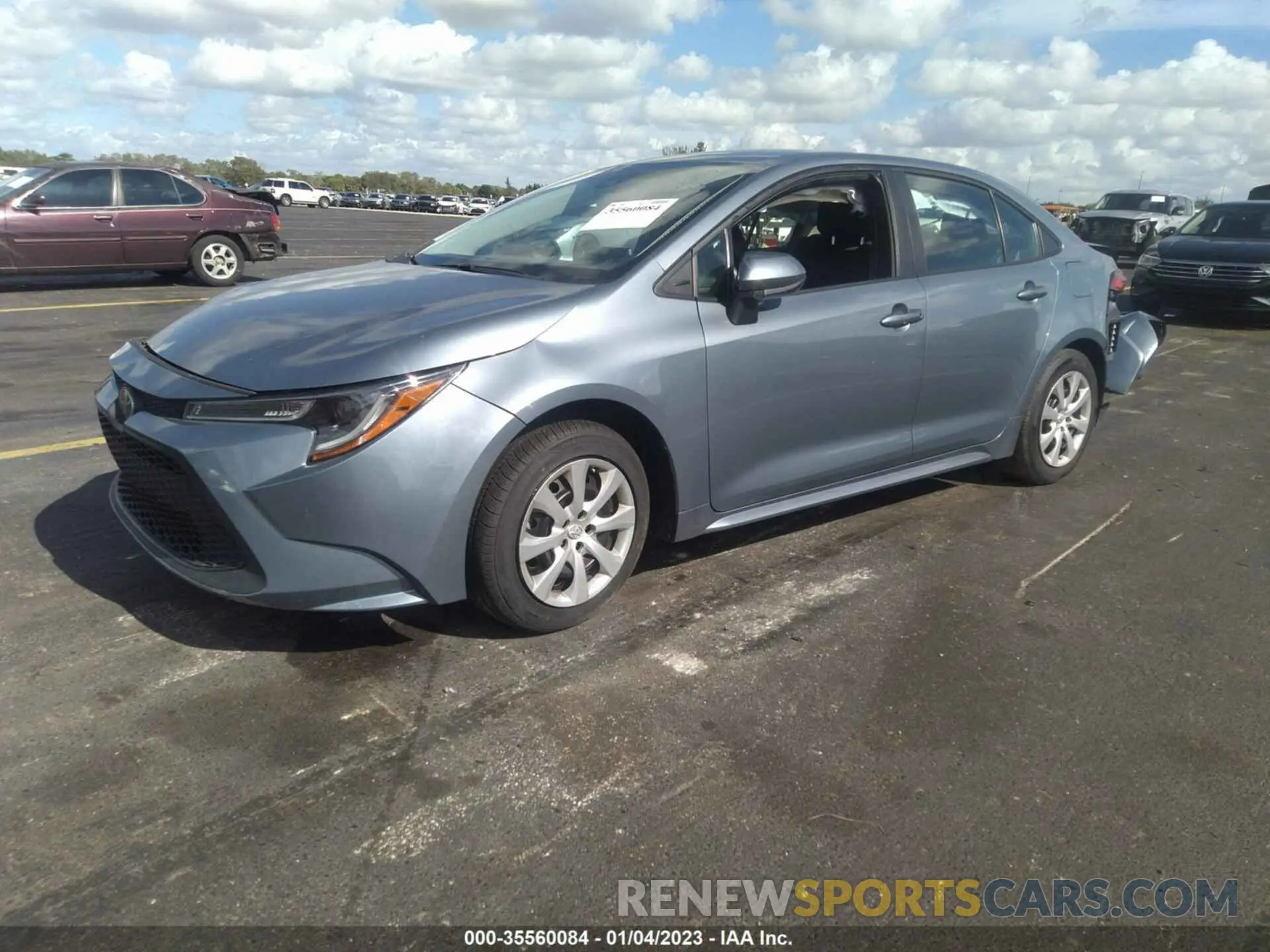 2 fotografías del automóvil dañado 5YFEPMAE0MP182460 TOYOTA COROLLA 2021