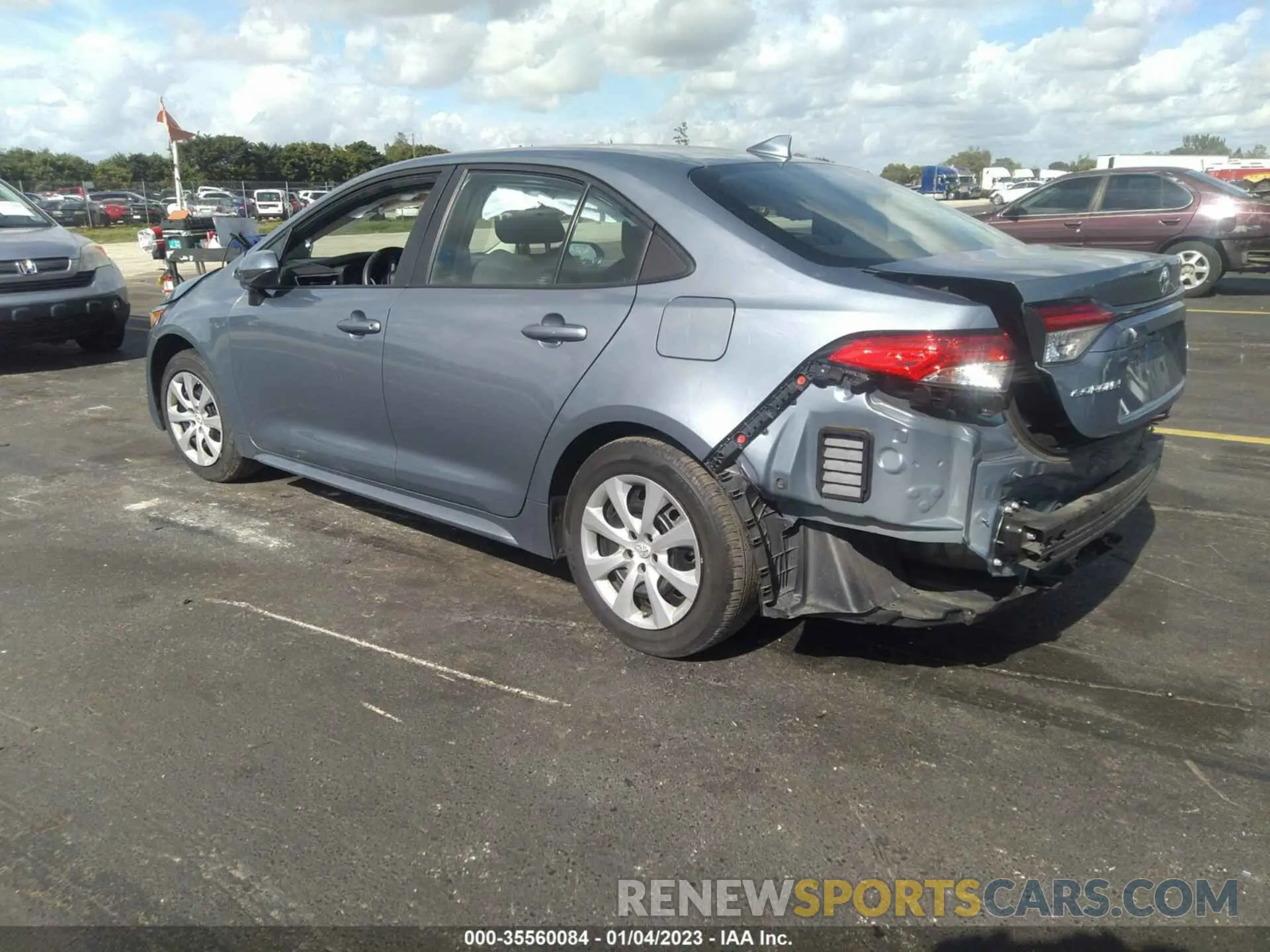3 fotografías del automóvil dañado 5YFEPMAE0MP182460 TOYOTA COROLLA 2021