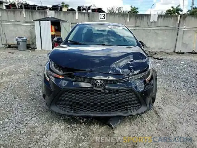 13 fotografías del automóvil dañado 5YFEPMAE0MP230202 TOYOTA COROLLA 2021