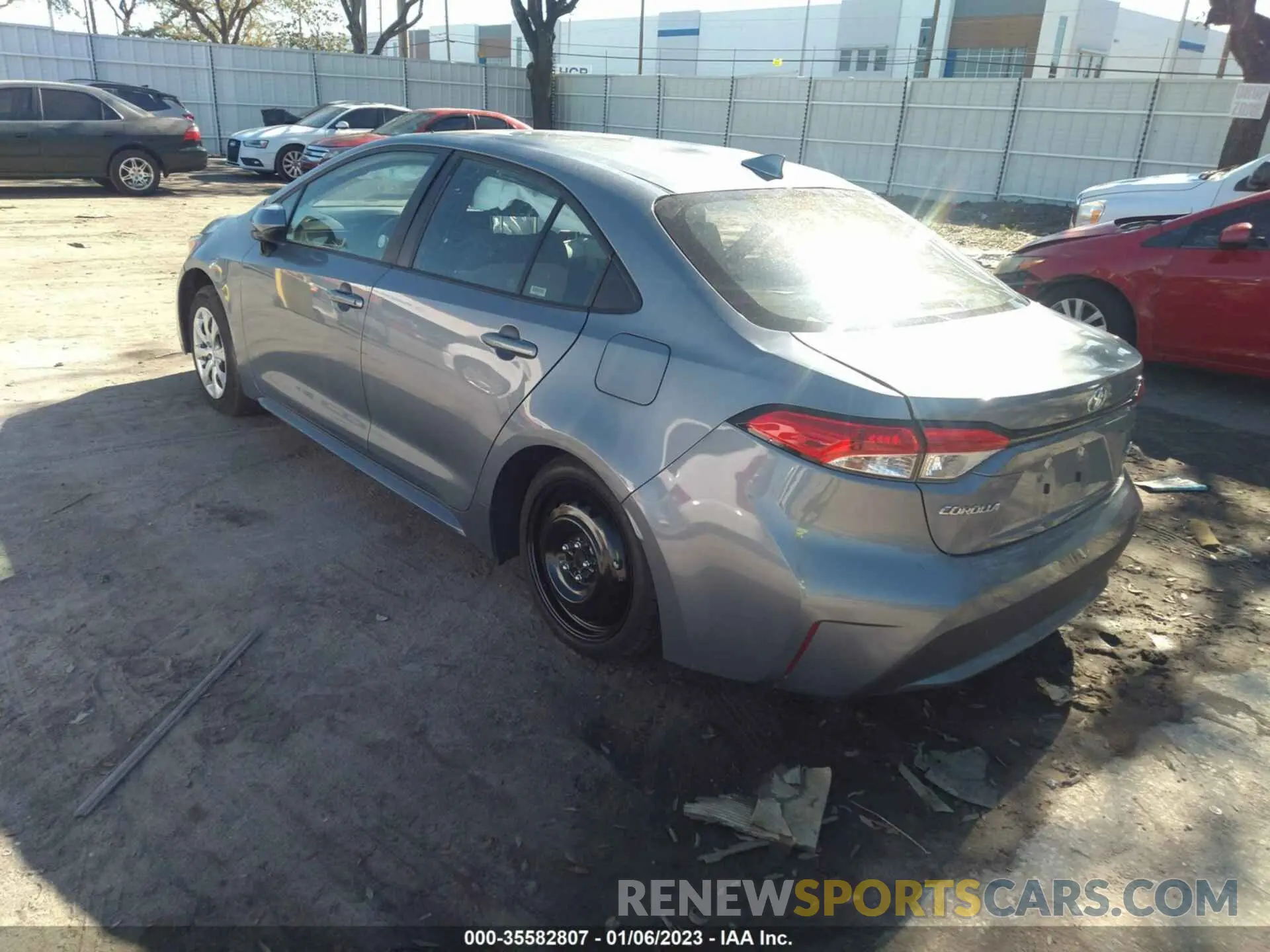 3 fotografías del automóvil dañado 5YFEPMAE0MP244116 TOYOTA COROLLA 2021