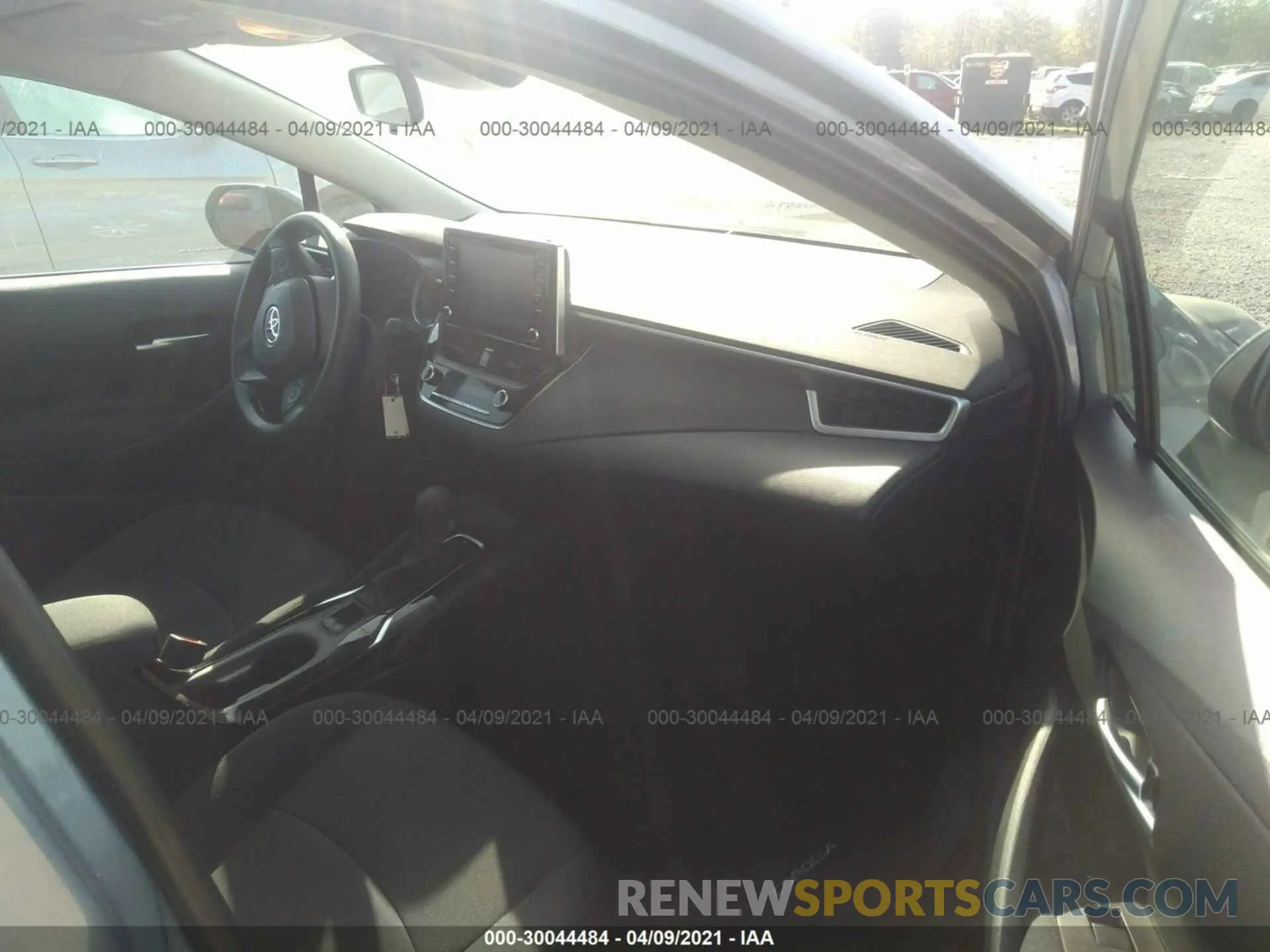 5 fotografías del automóvil dañado 5YFEPMAE1MP152190 TOYOTA COROLLA 2021