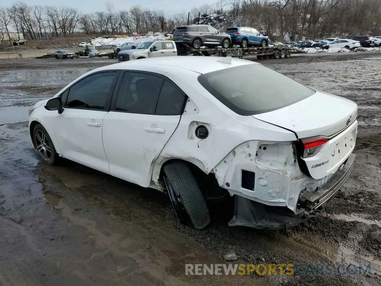2 fotografías del automóvil dañado 5YFEPMAE1MP157969 TOYOTA COROLLA 2021