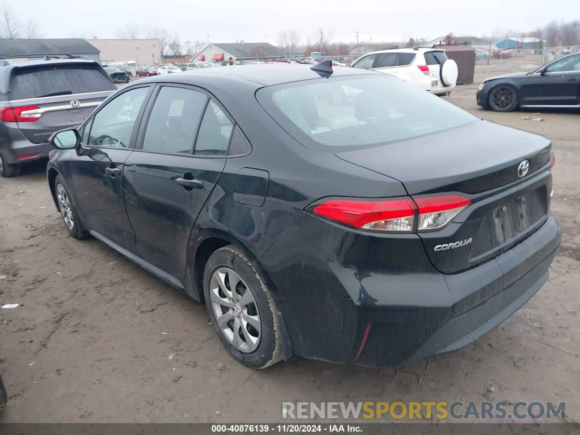 3 fotografías del automóvil dañado 5YFEPMAE1MP168468 TOYOTA COROLLA 2021