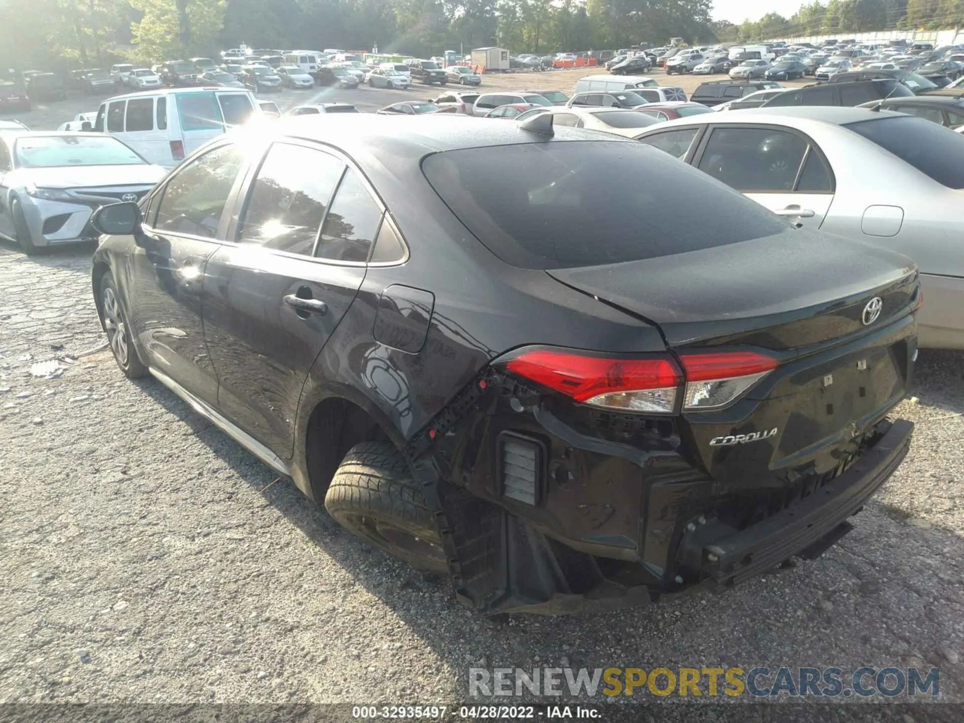 3 fotografías del automóvil dañado 5YFEPMAE1MP173203 TOYOTA COROLLA 2021