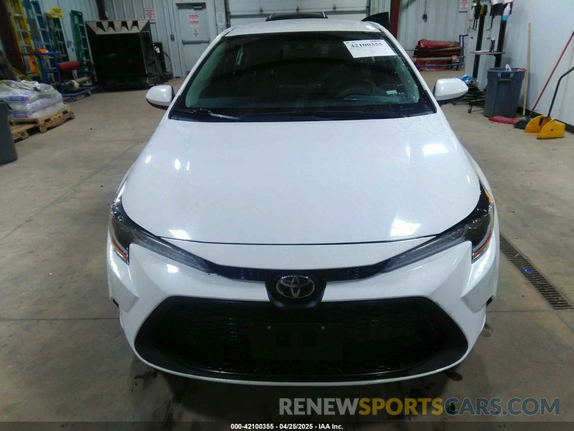 12 fotografías del automóvil dañado 5YFEPMAE1MP189952 TOYOTA COROLLA 2021