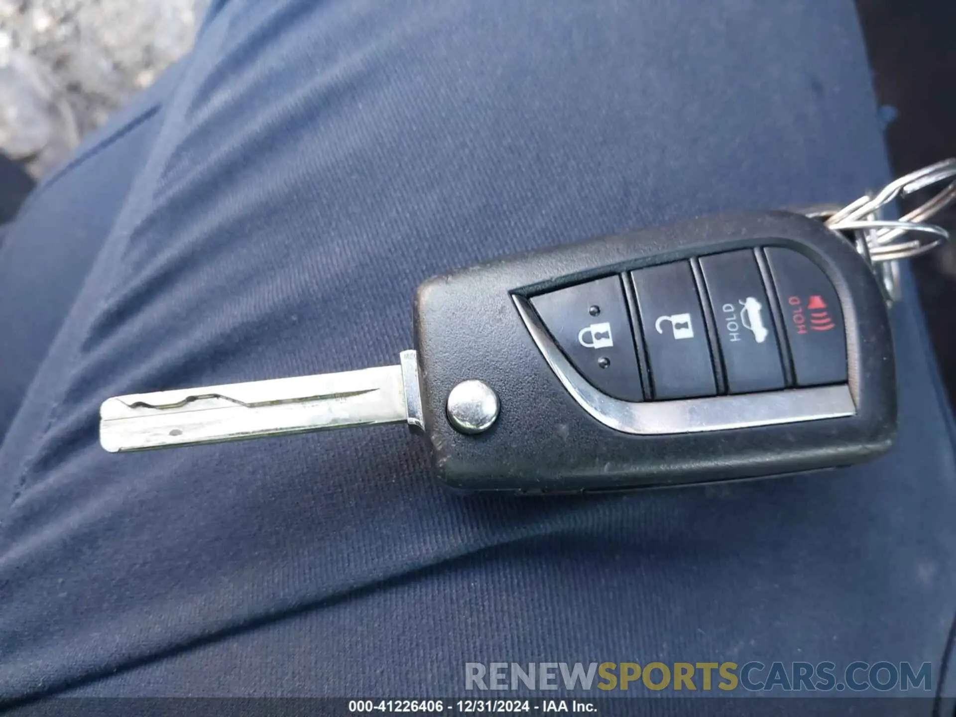 11 fotografías del automóvil dañado 5YFEPMAE1MP190065 TOYOTA COROLLA 2021